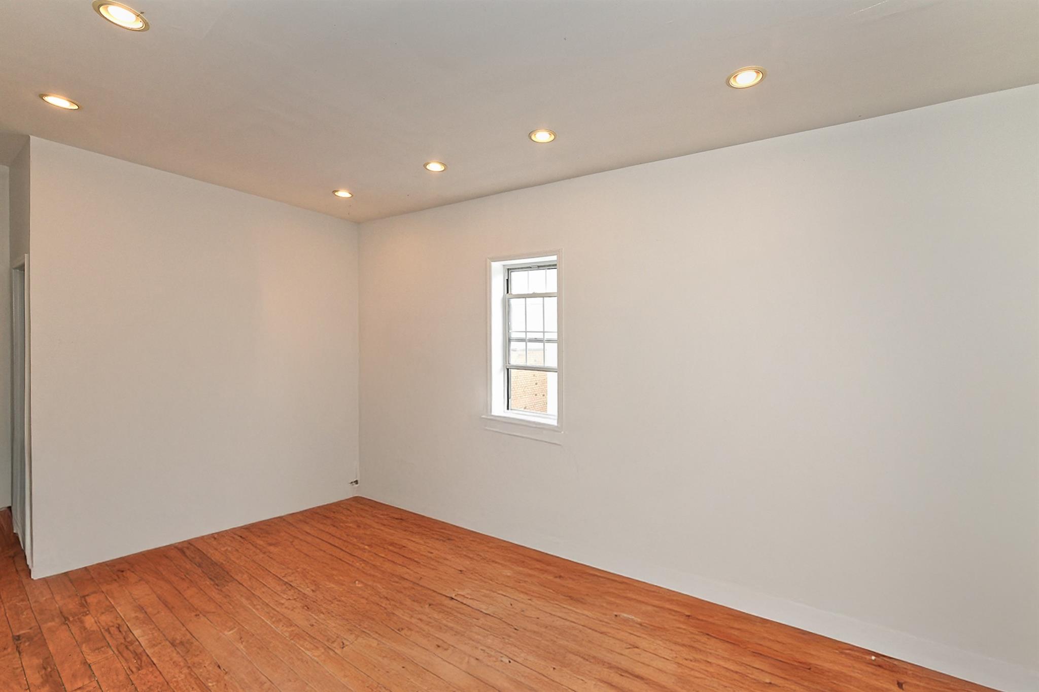 #11 photo, 1244 Jefferson Avenue, ブルックリン区 Brooklyn , NY 11221