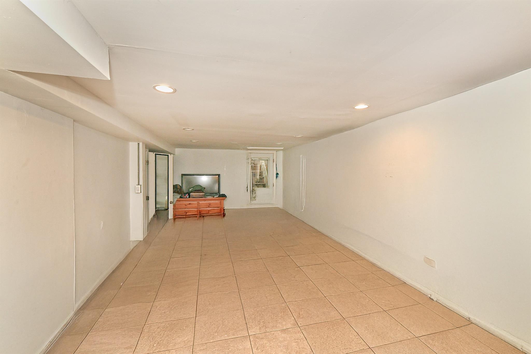 #16 photo, 1244 Jefferson Avenue, ブルックリン区 Brooklyn , NY 11221