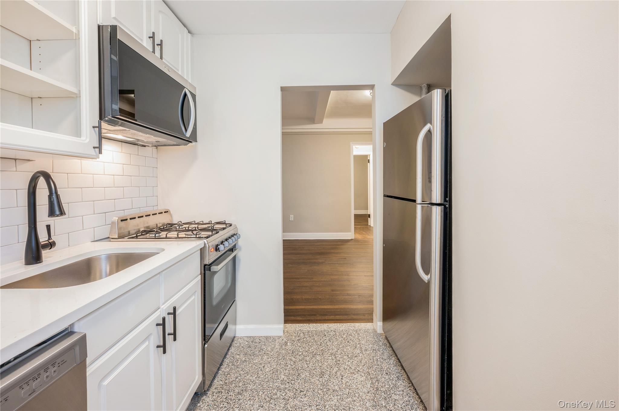 #2 photo, 142 E 49th Street, 曼哈頓 中城东区 New York (Manhattan) , NY 10017