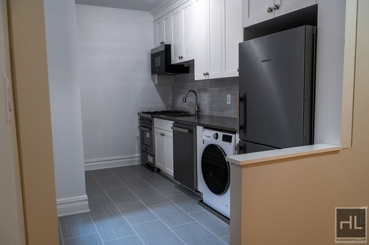 #2 photo, 160 E 3rd Street, マンハッタン East Village , NY 10009