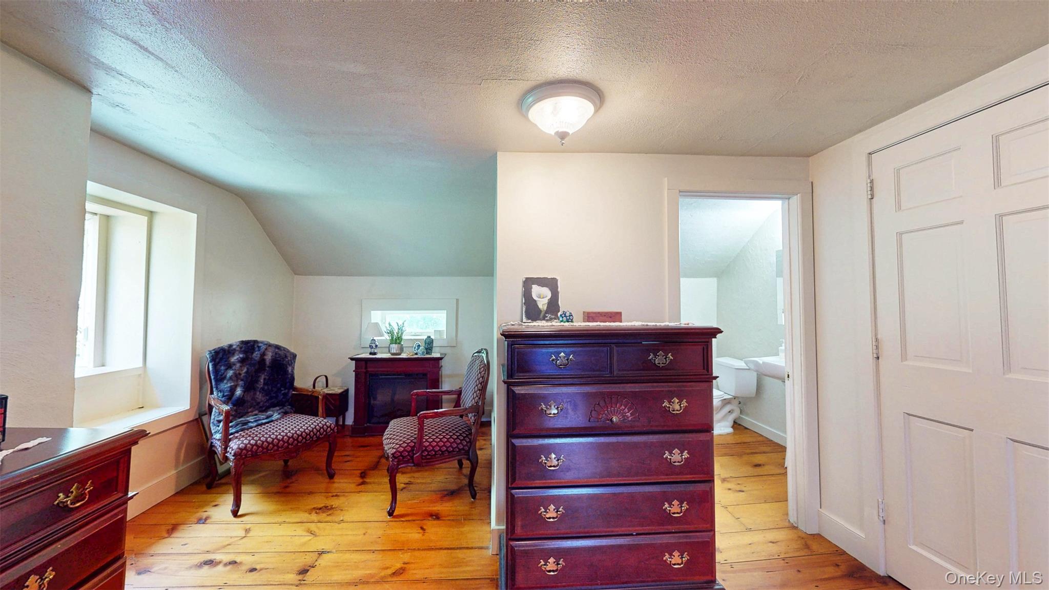 #12 photo, 321 Crans Mill Road, Pine Bush , NY 12566