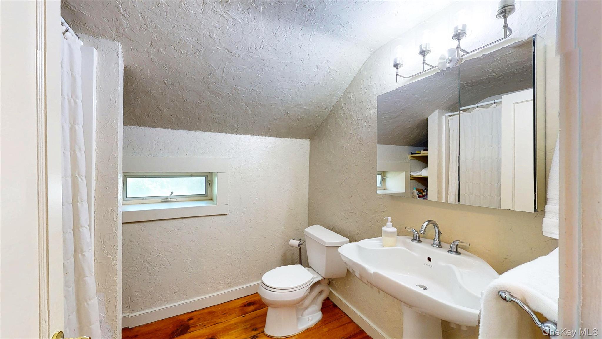 #14 photo, 321 Crans Mill Road, Pine Bush , NY 12566