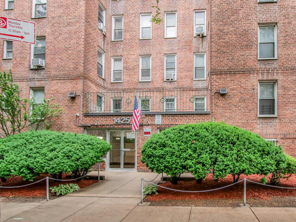 #1 photo, 1425 Thieriot Avenue, 布朗士 Bronx , NY 10460