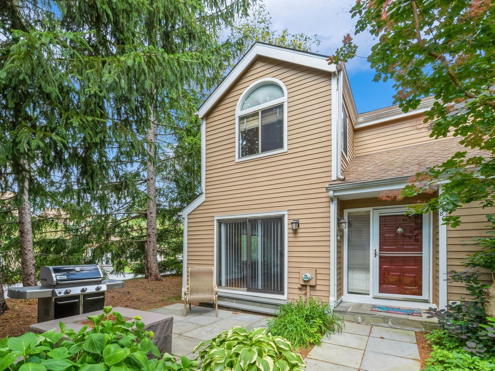 #1 photo, 80 Farm Lake Crescent Road, Chappaqua , NY 10514