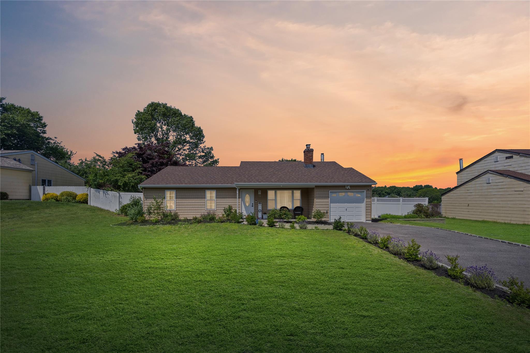 #1 photo, 16 Melvin Avenue, Farmingville , NY 11738