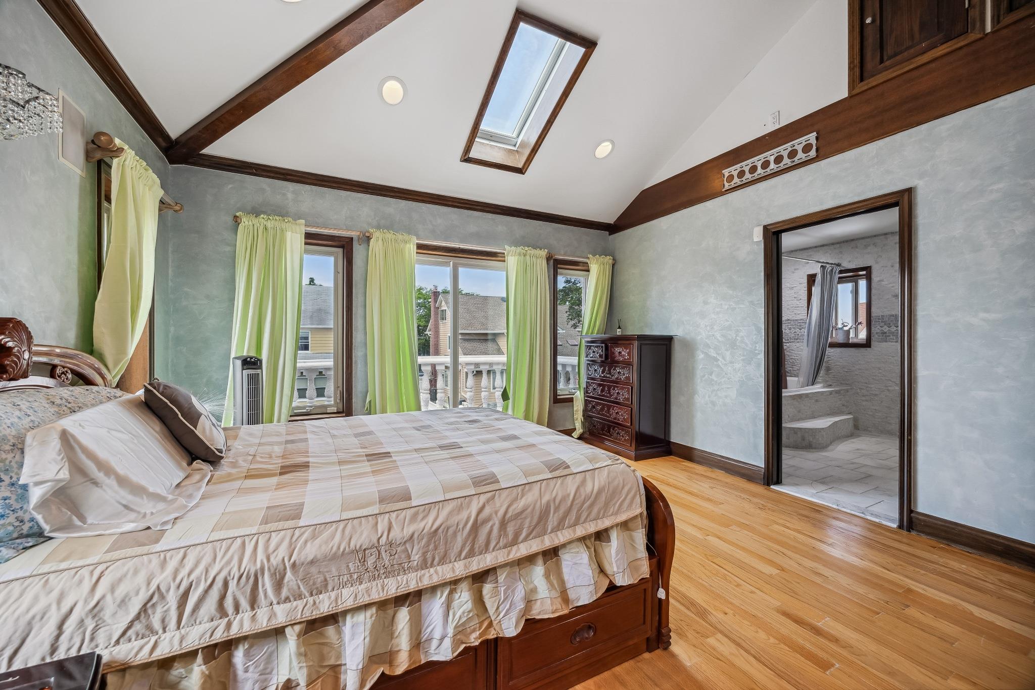 #14 photo, 38-16 220th Street, クイーンズ区 Bayside , NY 11361