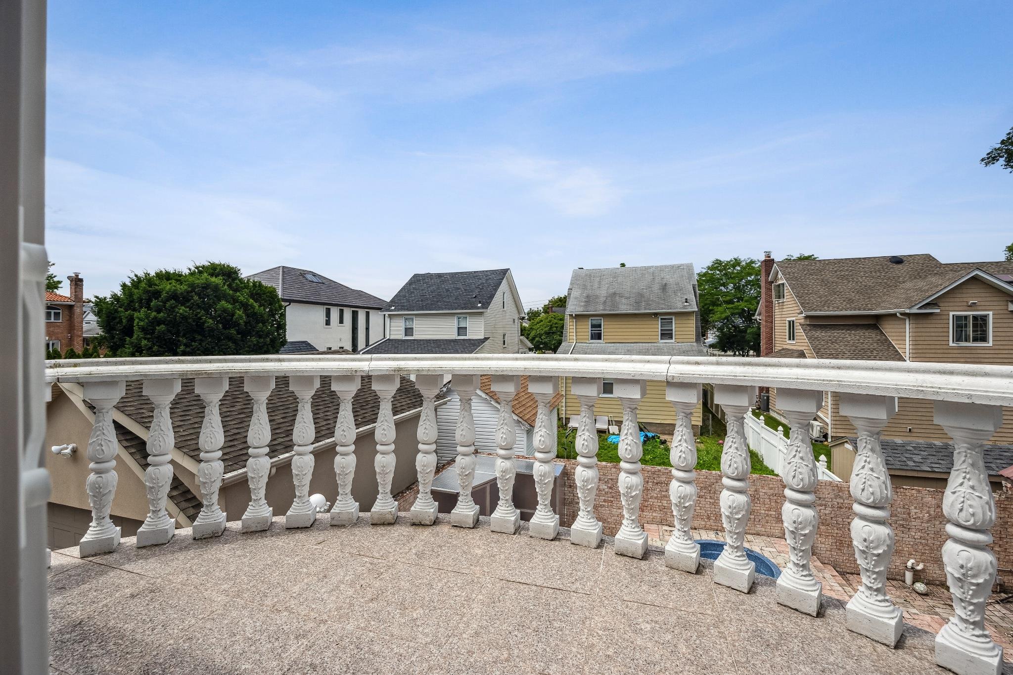 #17 photo, 38-16 220th Street, クイーンズ区 Bayside , NY 11361