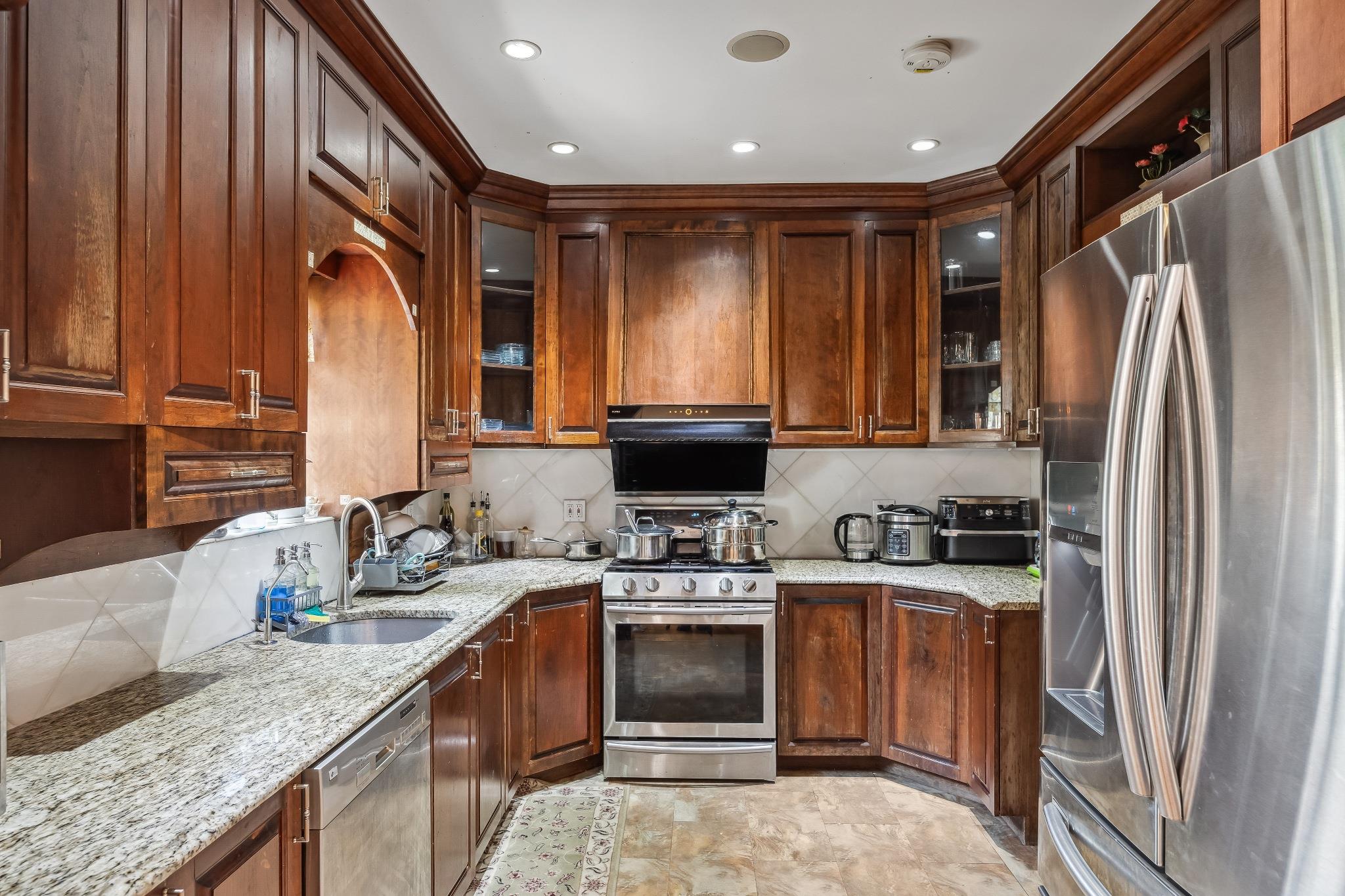 #8 photo, 38-16 220th Street, クイーンズ区 Bayside , NY 11361