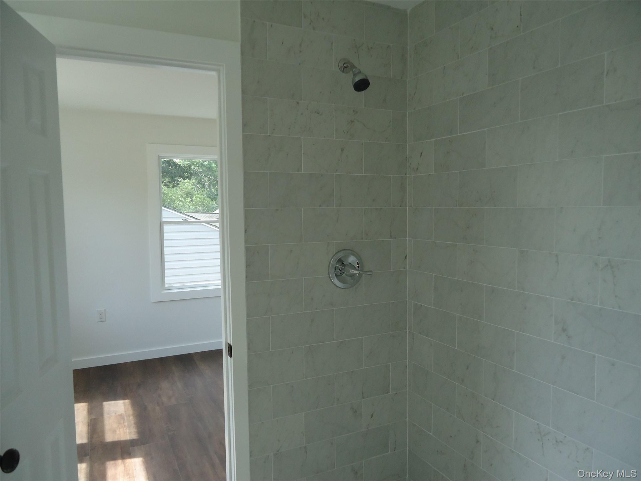 #15 photo, 193 Laurelton Drive, サフォーク郡 Mastic Beach , NY 11951