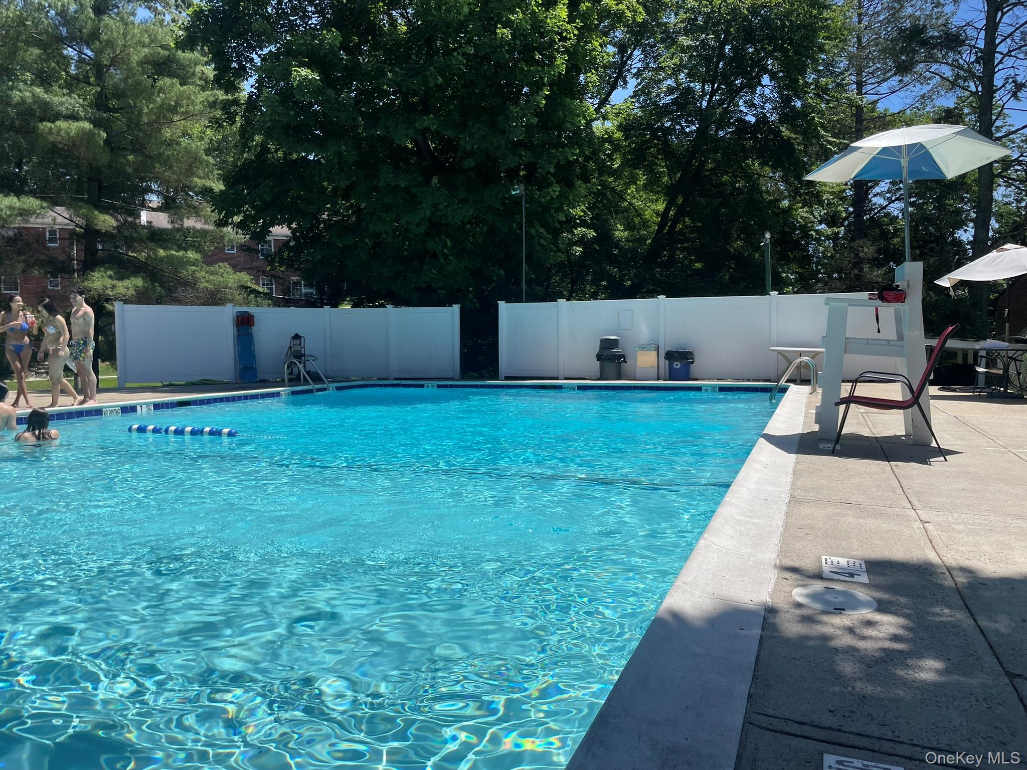 #12 photo, 180 Pinewood Road, Hartsdale , NY 10530