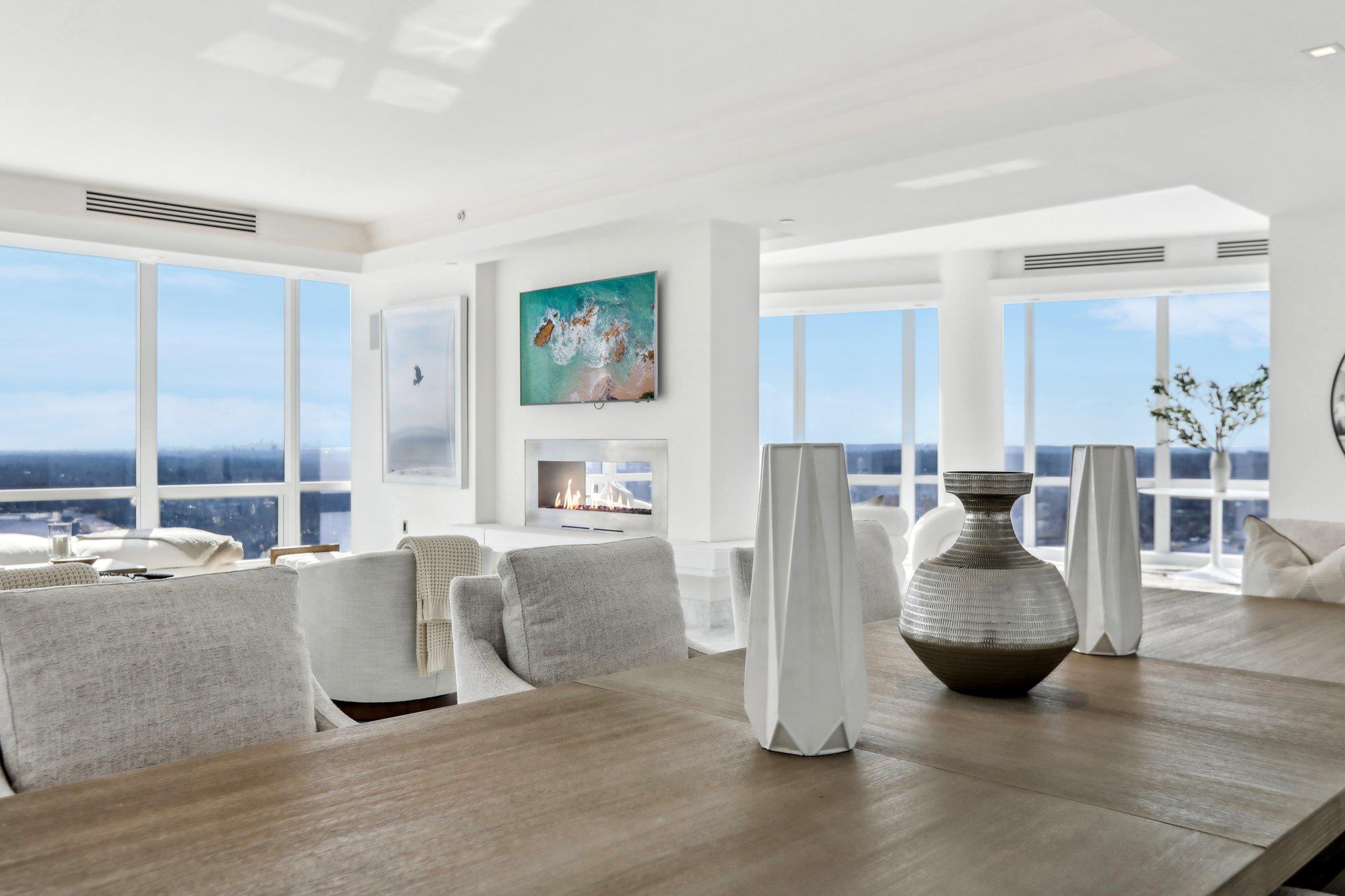 #6 photo, 5 Renaissance Square, White Plains , NY 10601