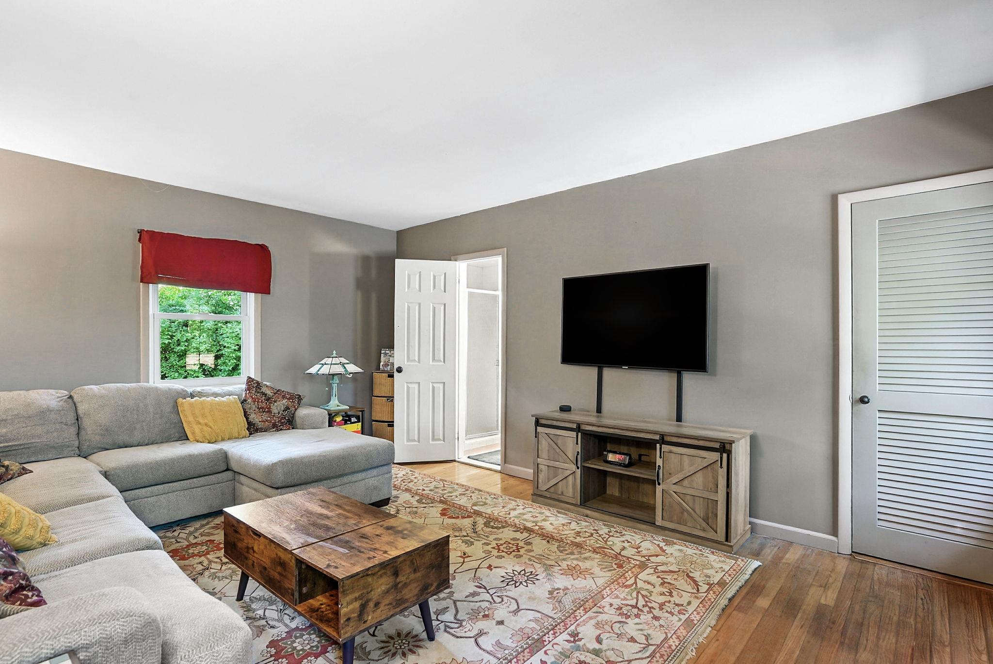 #16 photo, 28 Moseman Avenue, Katonah , NY 10536