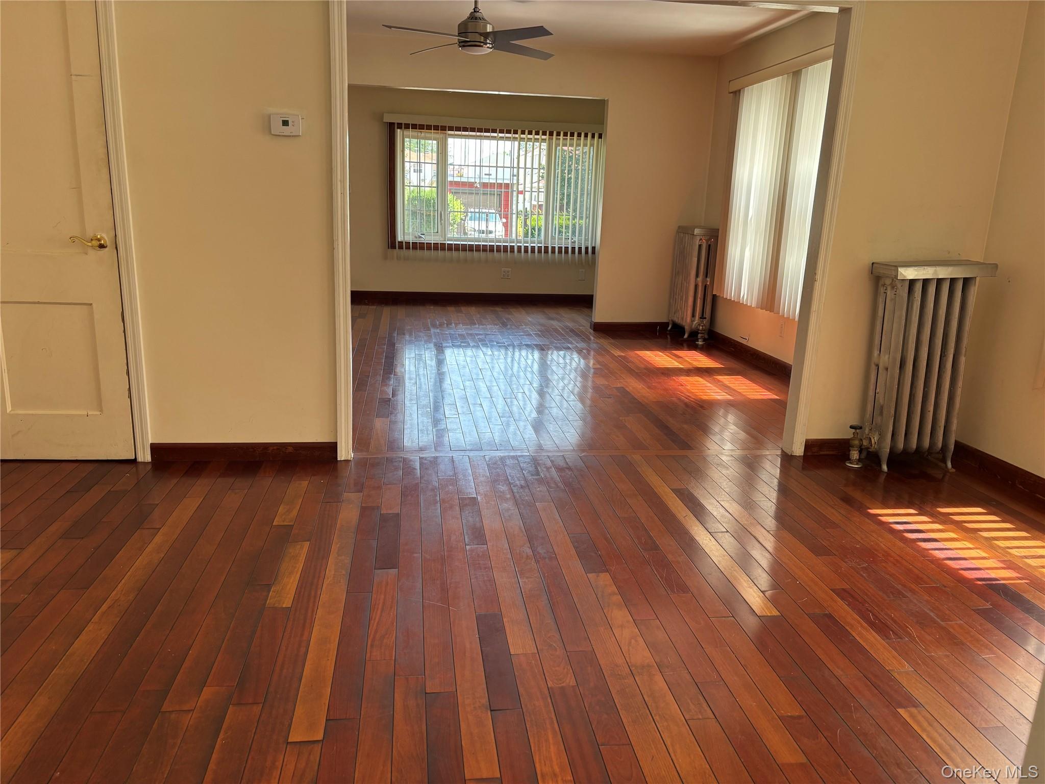 #16 photo, 10418 216th Street, クイーンズ区 Queens Village , NY 11429