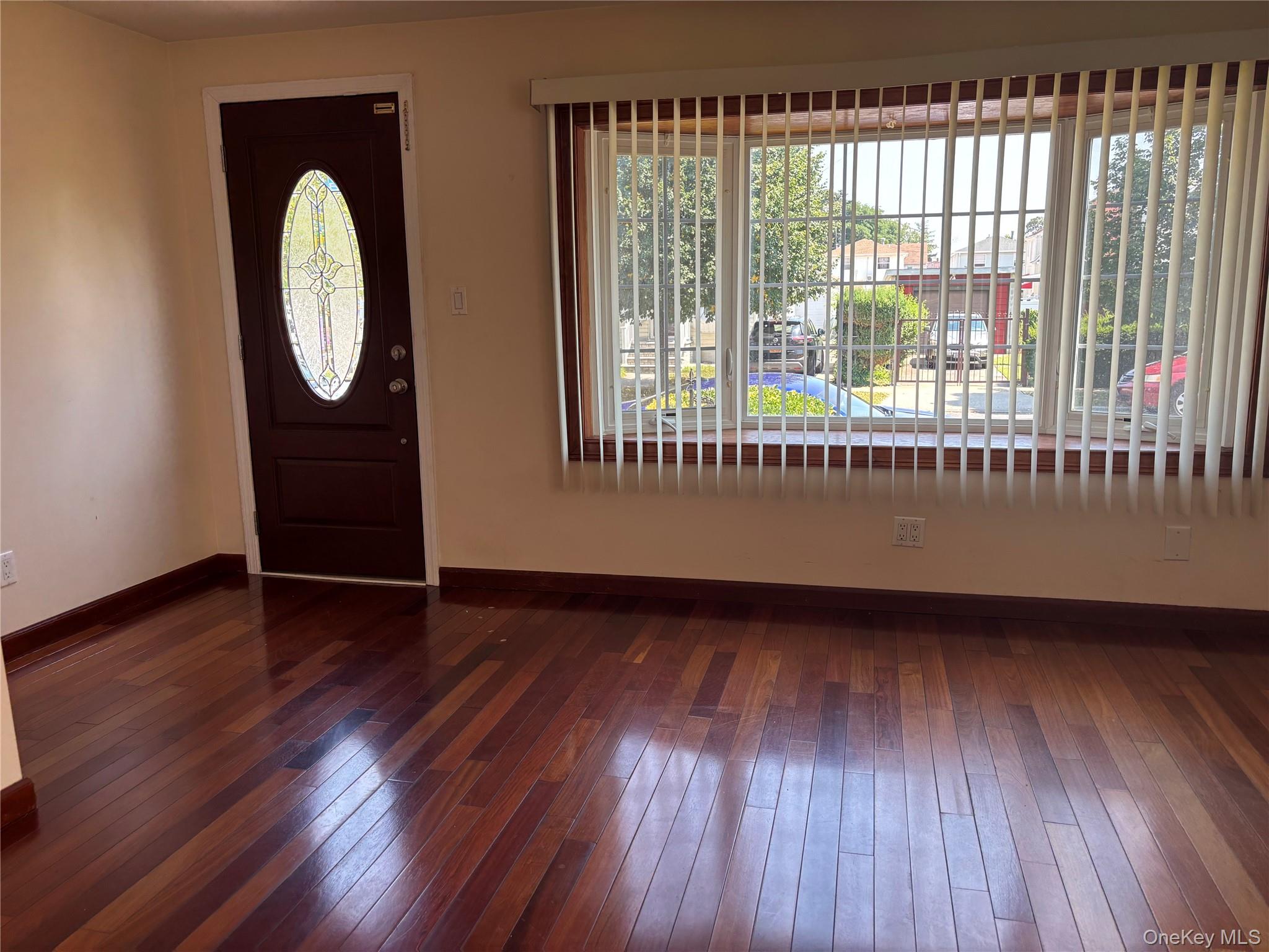 #17 photo, 10418 216th Street, クイーンズ区 Queens Village , NY 11429