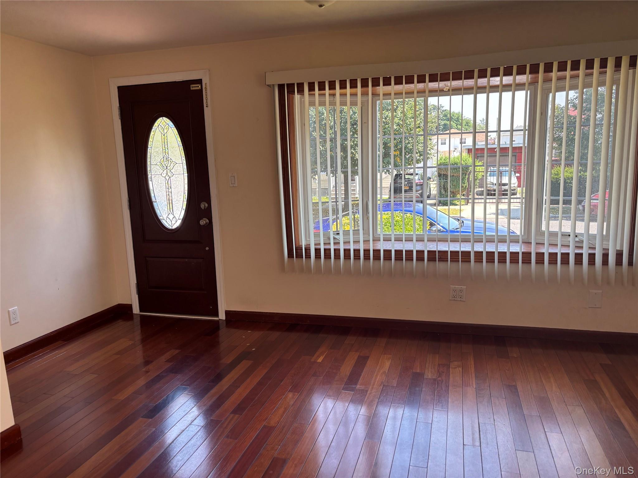 #2 photo, 10418 216th Street, クイーンズ区 Queens Village , NY 11429