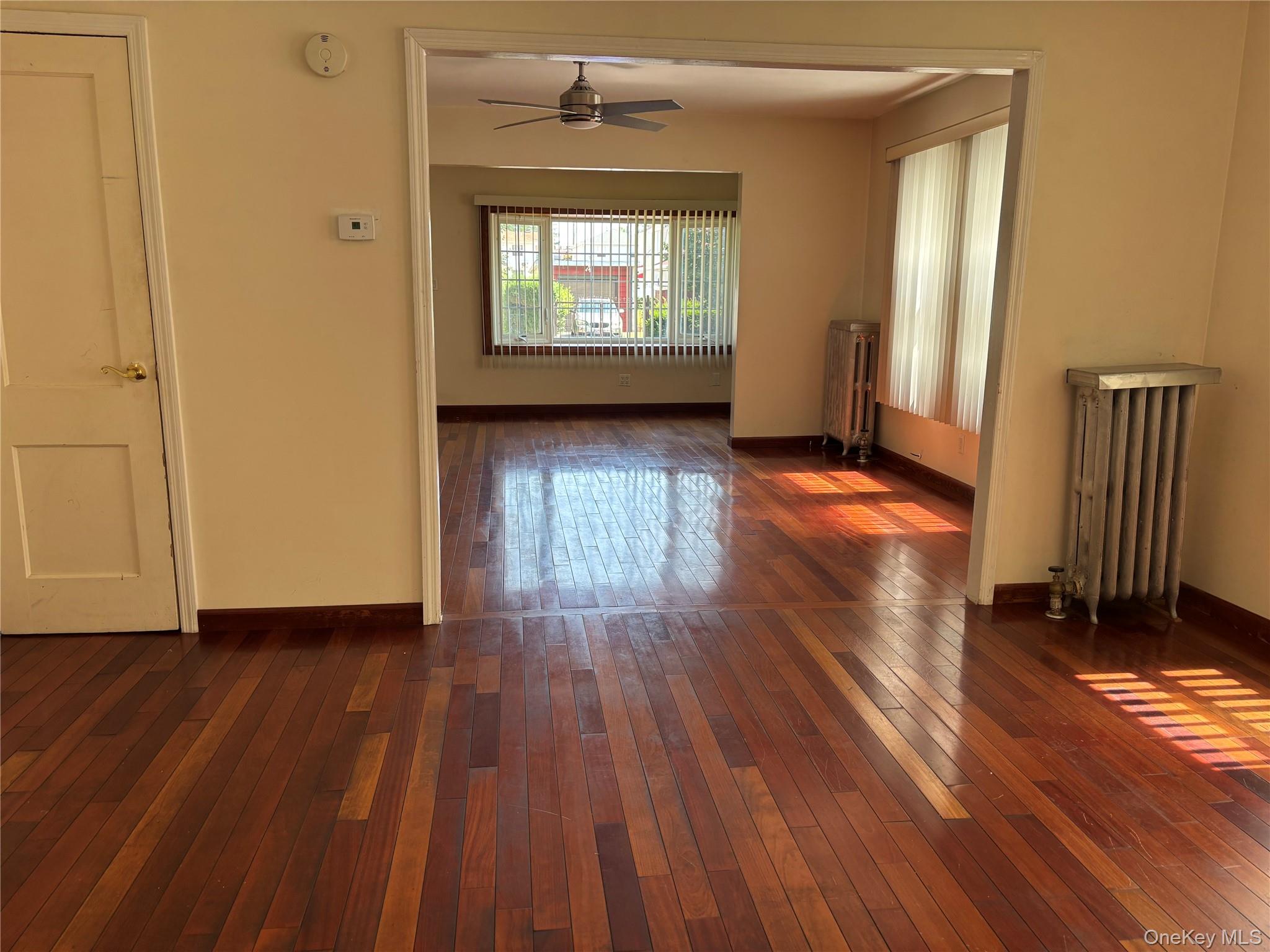 #6 photo, 10418 216th Street, クイーンズ区 Queens Village , NY 11429