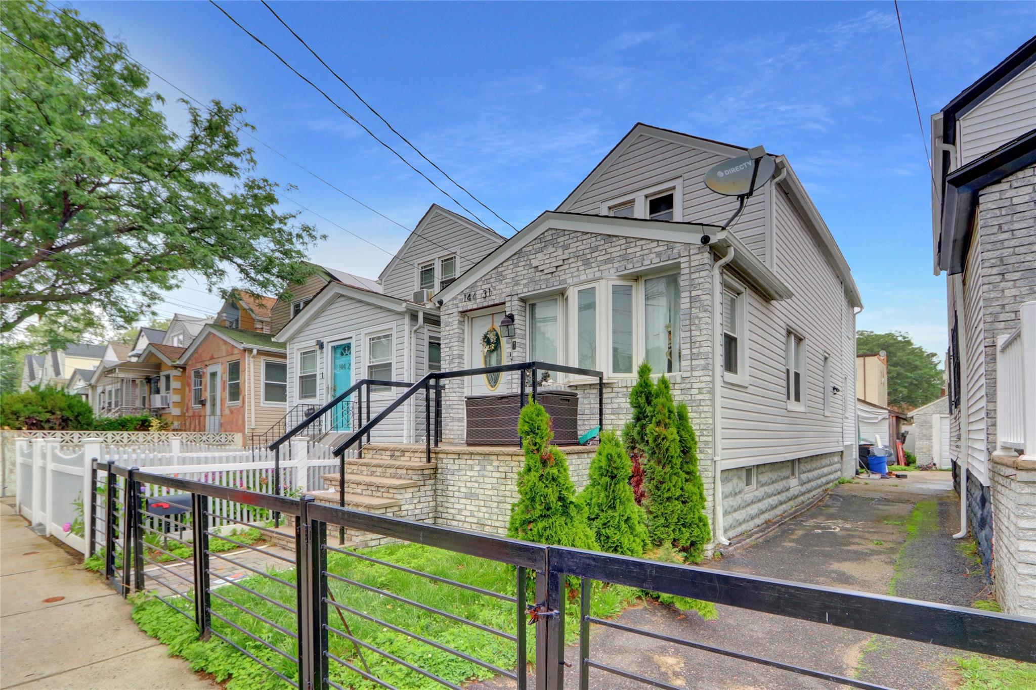 #3 photo, 14431 166th Street, كوينز Jamaica , NY 11434