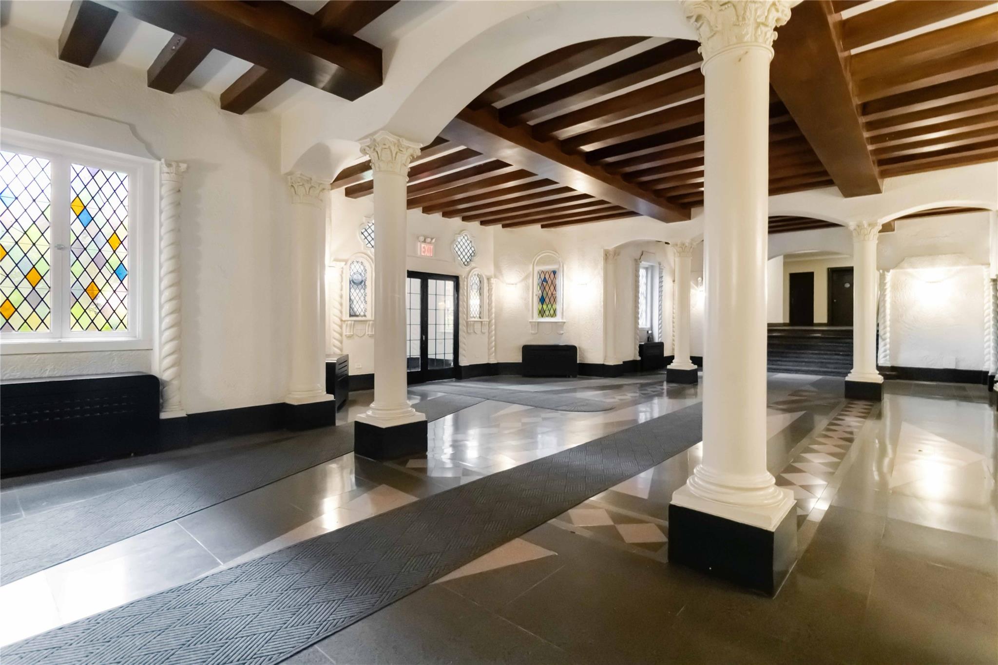 #16 photo, 83-10 35th Avenue, كوينز Jackson Heights , NY 11372