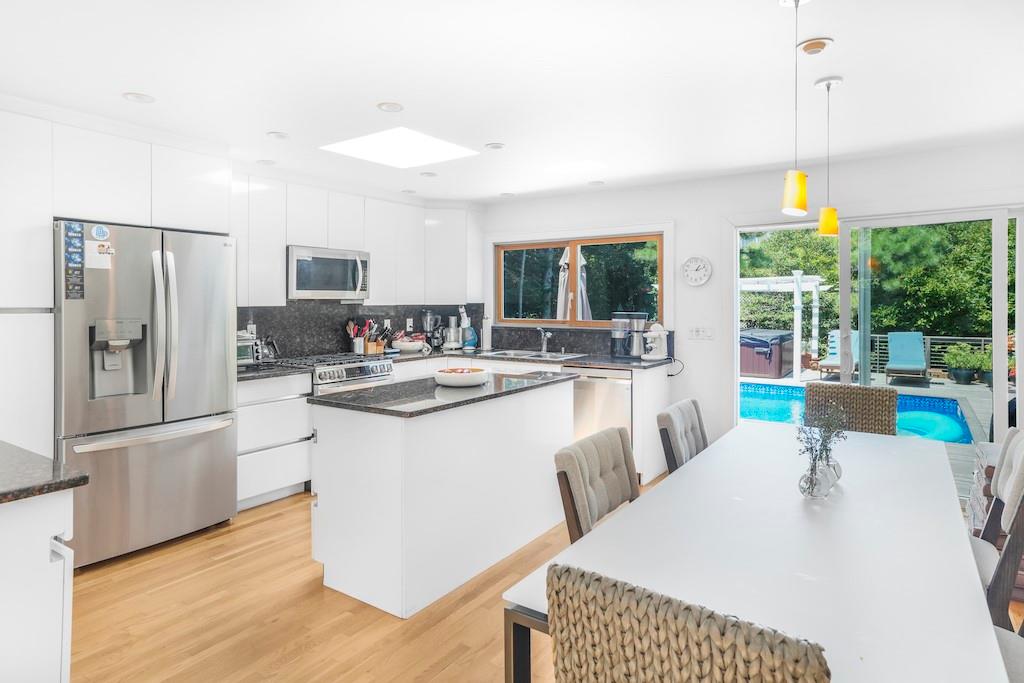 #10 photo, 305 Fire Island Boulevard, サフォーク郡 Fire Island Pines , NY 11782