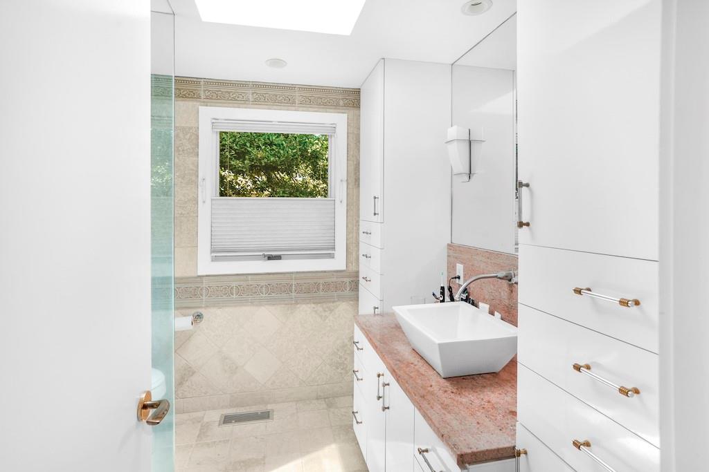 #9 photo, 305 Fire Island Boulevard, サフォーク郡 Fire Island Pines , NY 11782