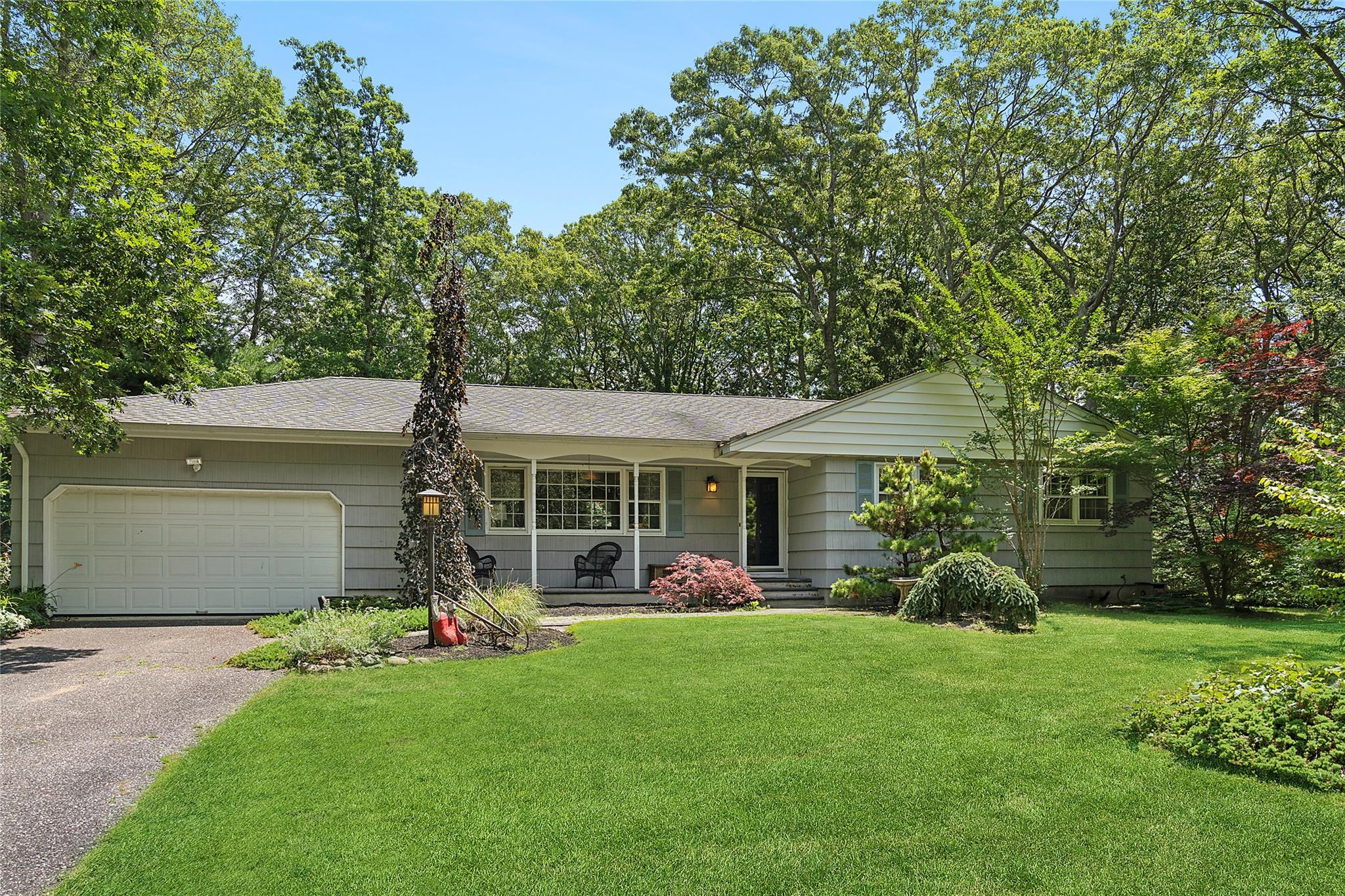 #1 photo, 70 Sunny Line Drive, Calverton , NY 11933