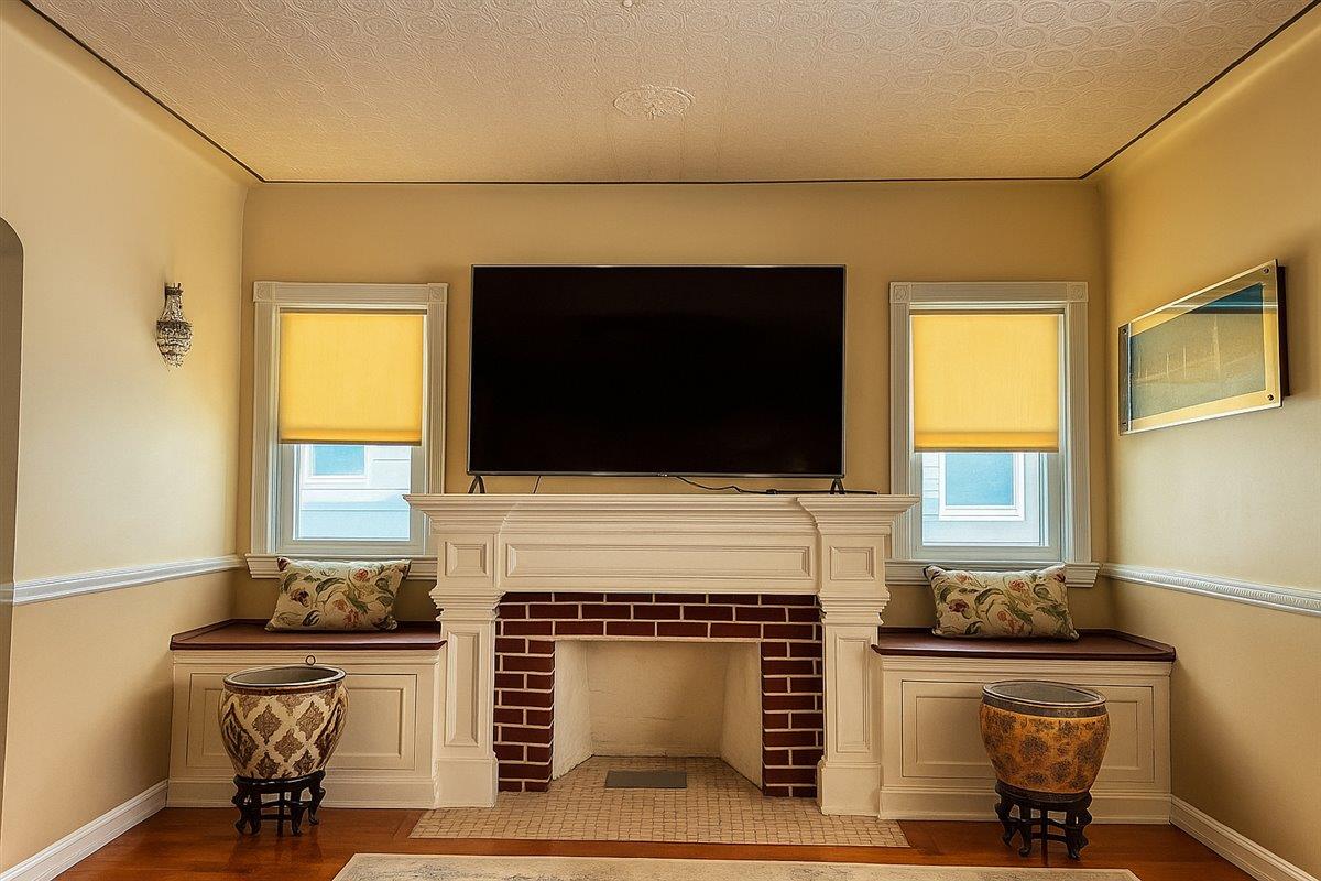 #11 photo, 8421 169th Street, كوينز Jamaica Hills , NY 11432