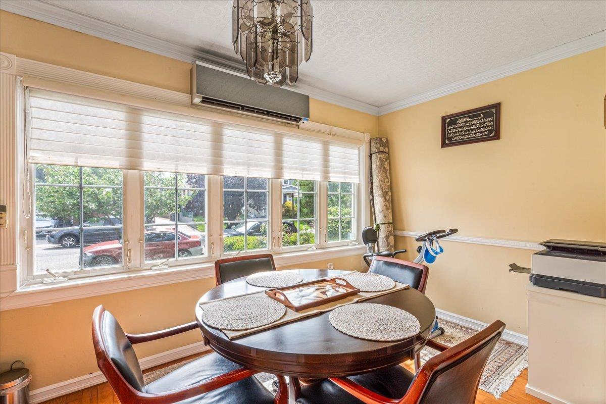 #13 photo, 8421 169th Street, كوينز Jamaica Hills , NY 11432