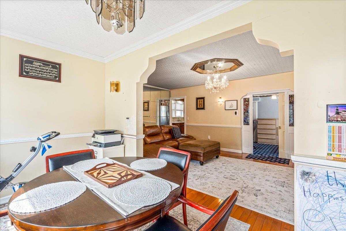 #14 photo, 8421 169th Street, كوينز Jamaica Hills , NY 11432