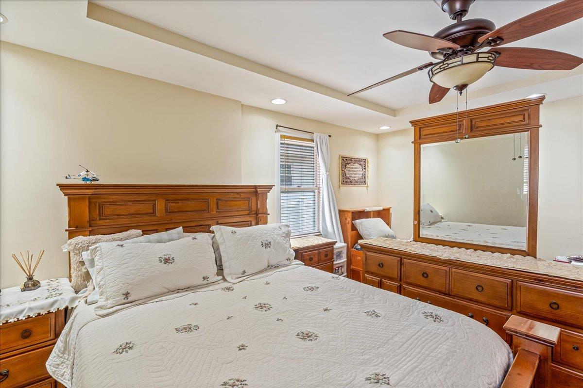 #18 photo, 8421 169th Street, كوينز Jamaica Hills , NY 11432