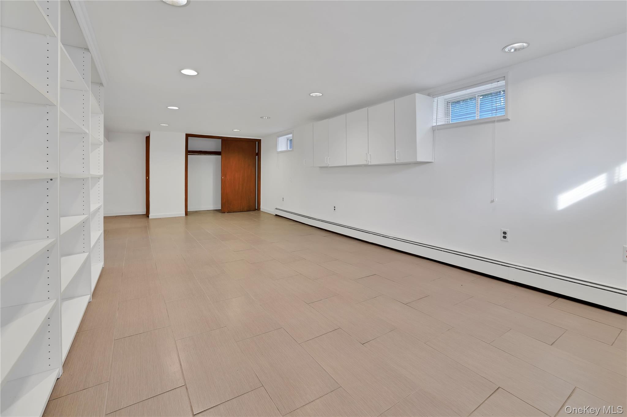 #10 photo, 33 Park Circle, ナッソー郡 New Hyde Park , NY 11040