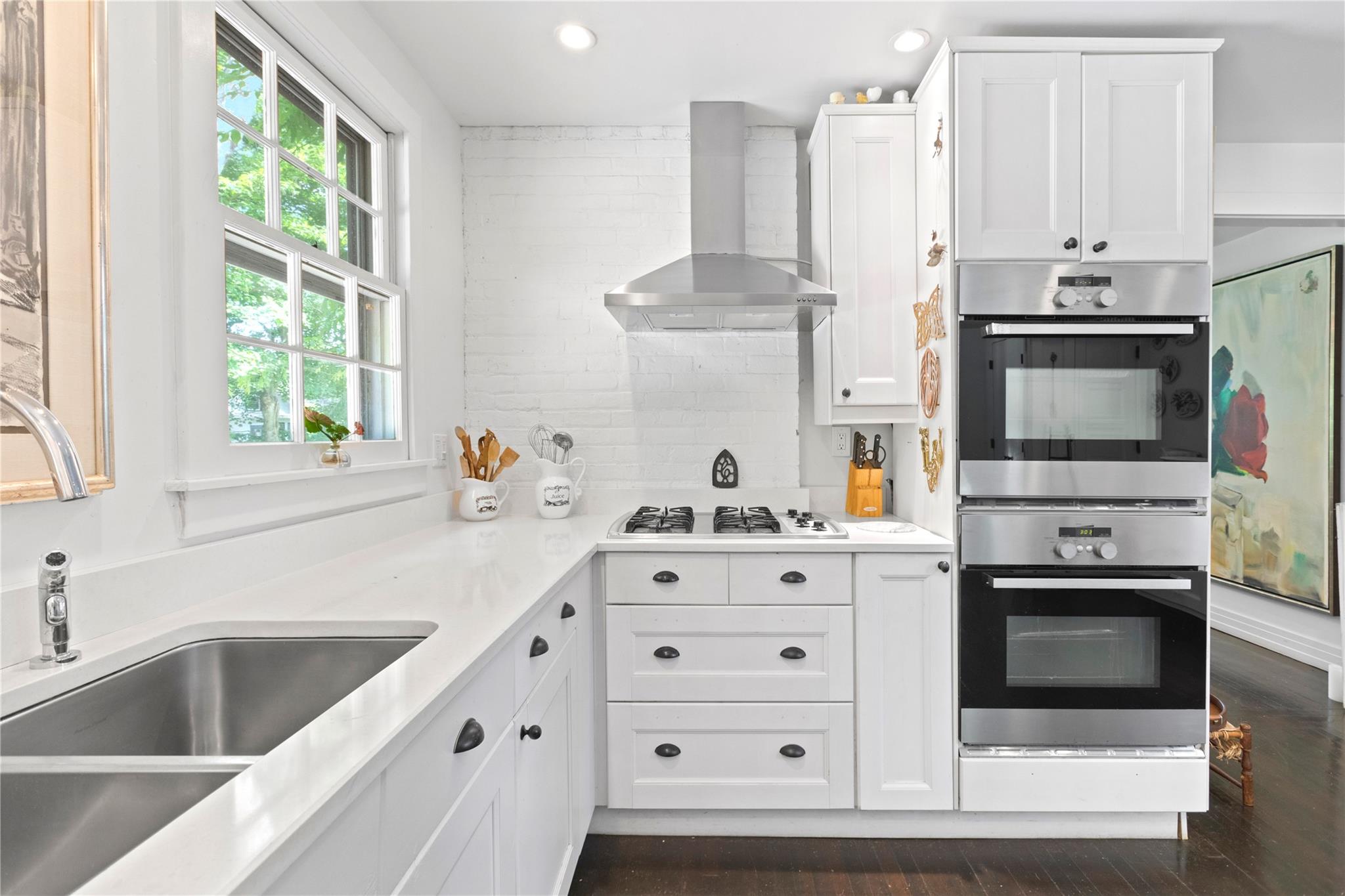 #11 photo, 301 Beaver Dam Road, سوفولك Brookhaven , NY 11719