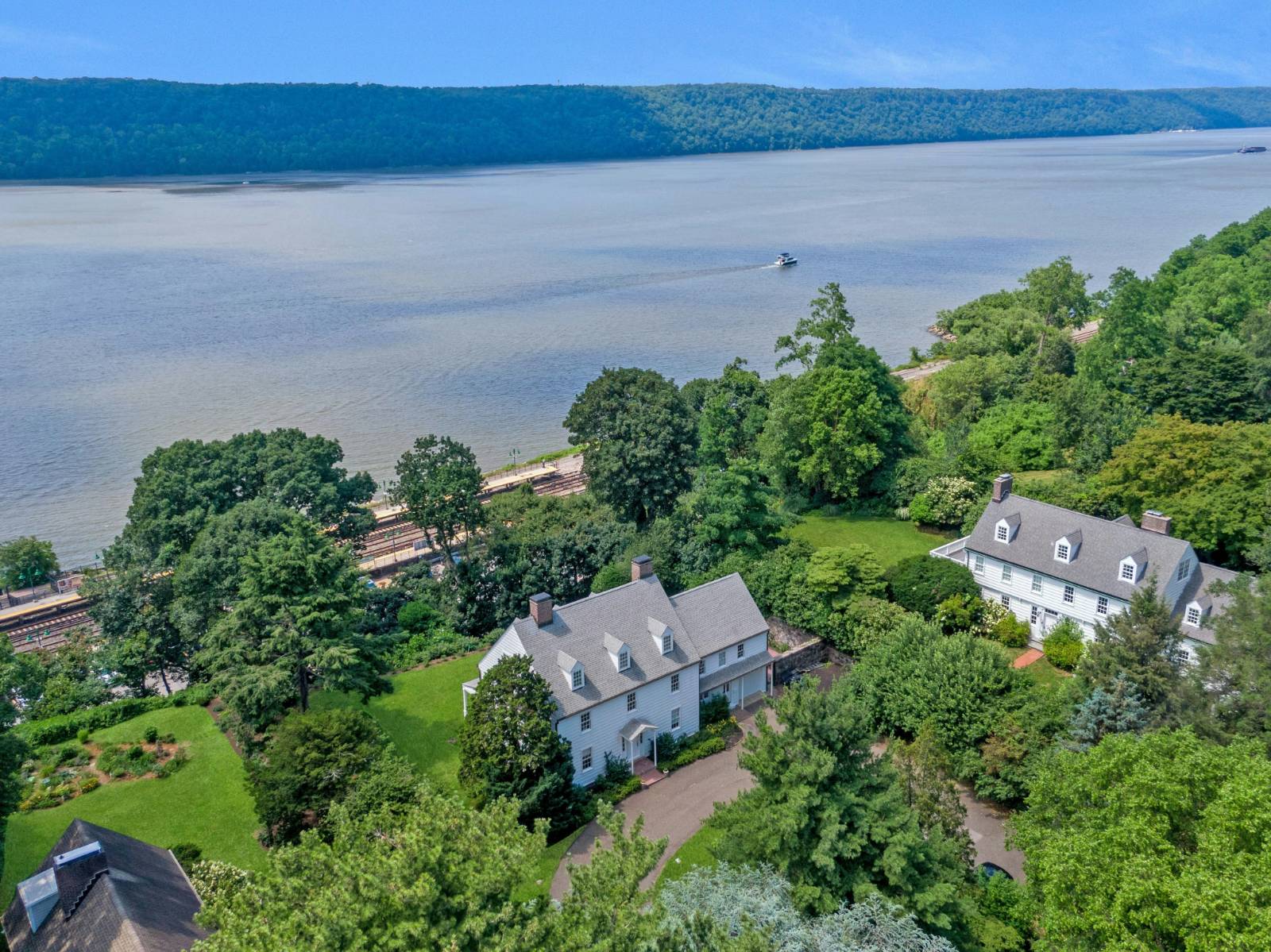 #40 photo, 5445 Palisade Avenue, ブロンクス区 North Riverdale , NY 10471