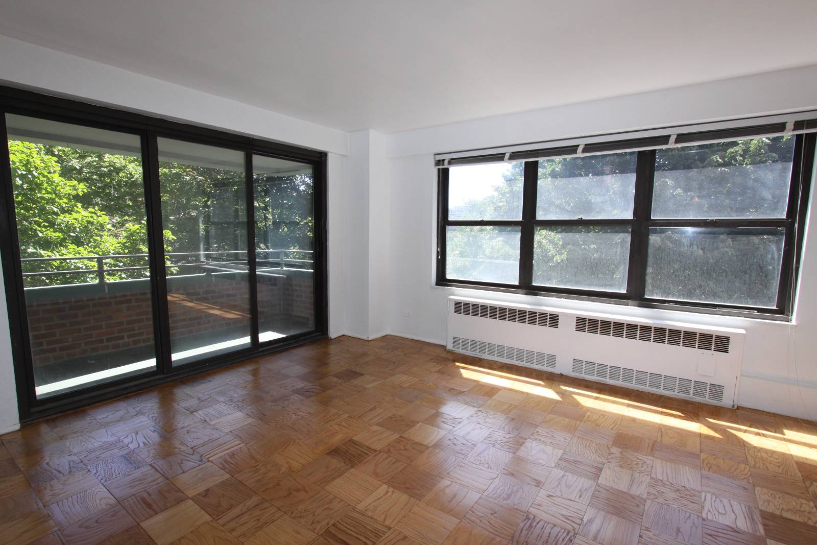 #1 photo, 264 East Broadway, #C206, مانهاتن Lower East Side , NY 10002