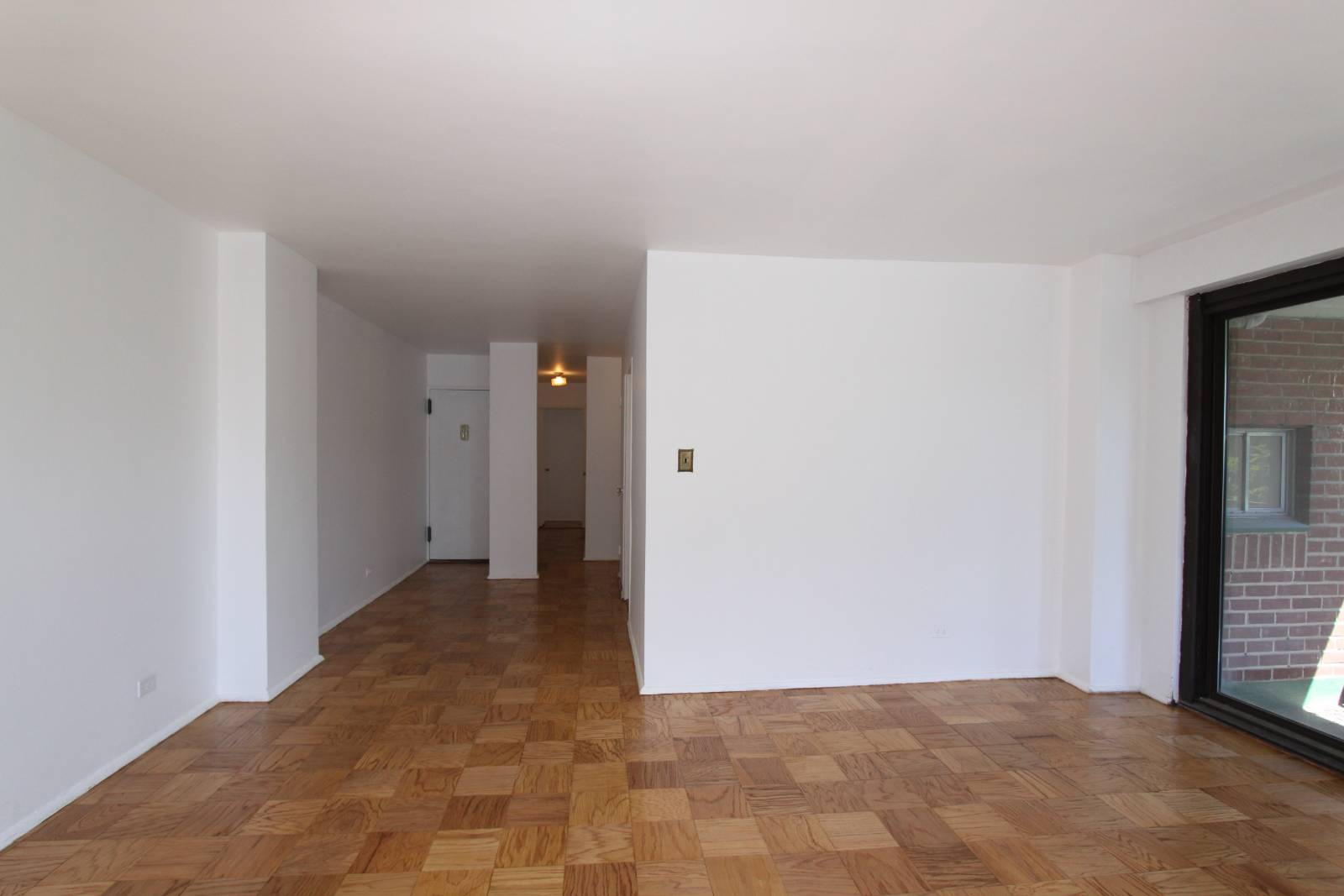 #5 photo, 264 East Broadway, #C206, マンハッタン Lower East Side , NY 10002