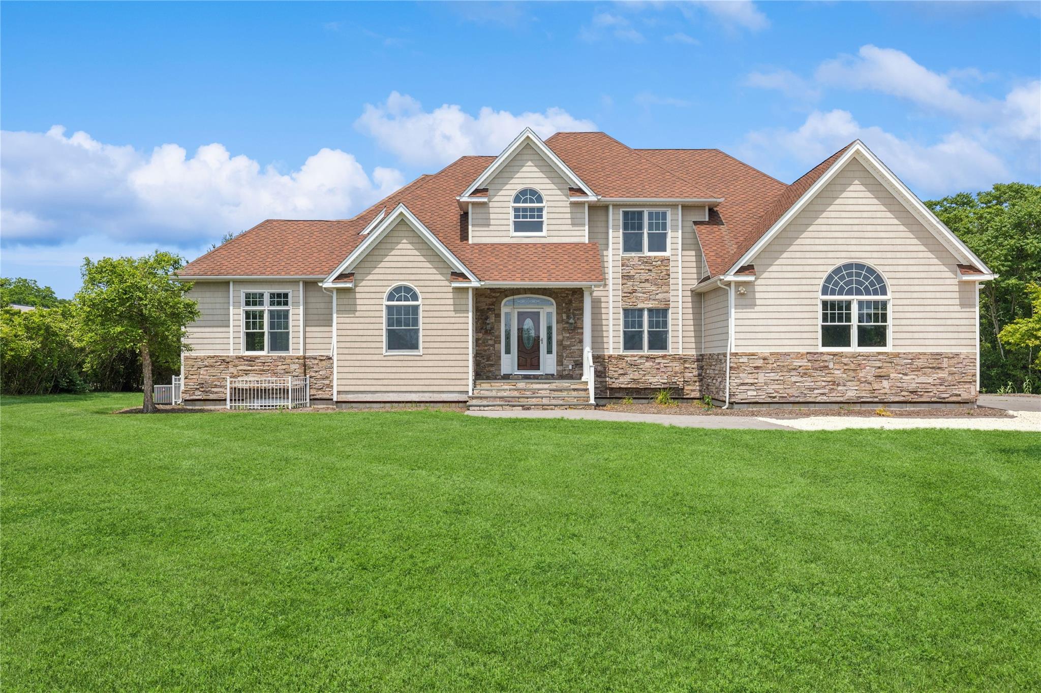 #1 photo, 1465 Ackerly Pond Lane, سوفولك Southold , NY 11971
