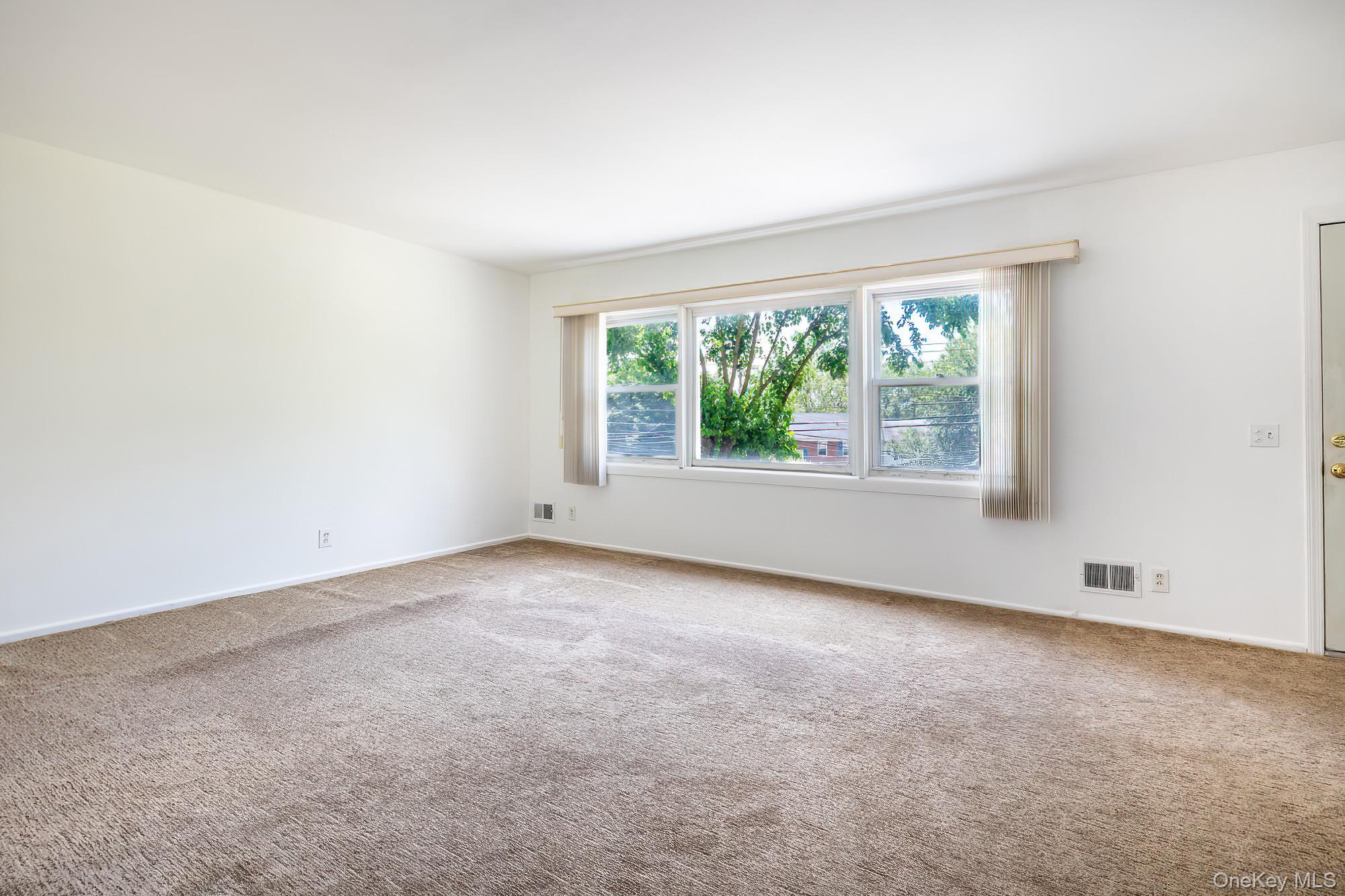 #6 photo, 18 Gainsborg Avenue, West Harrison , NY 10604