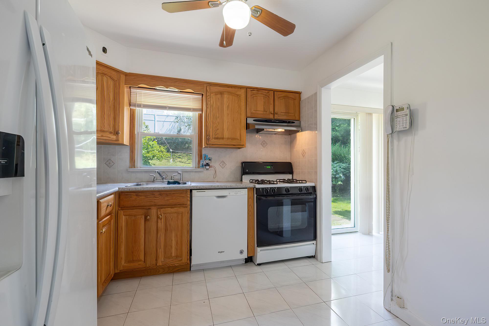 #9 photo, 18 Gainsborg Avenue, West Harrison , NY 10604