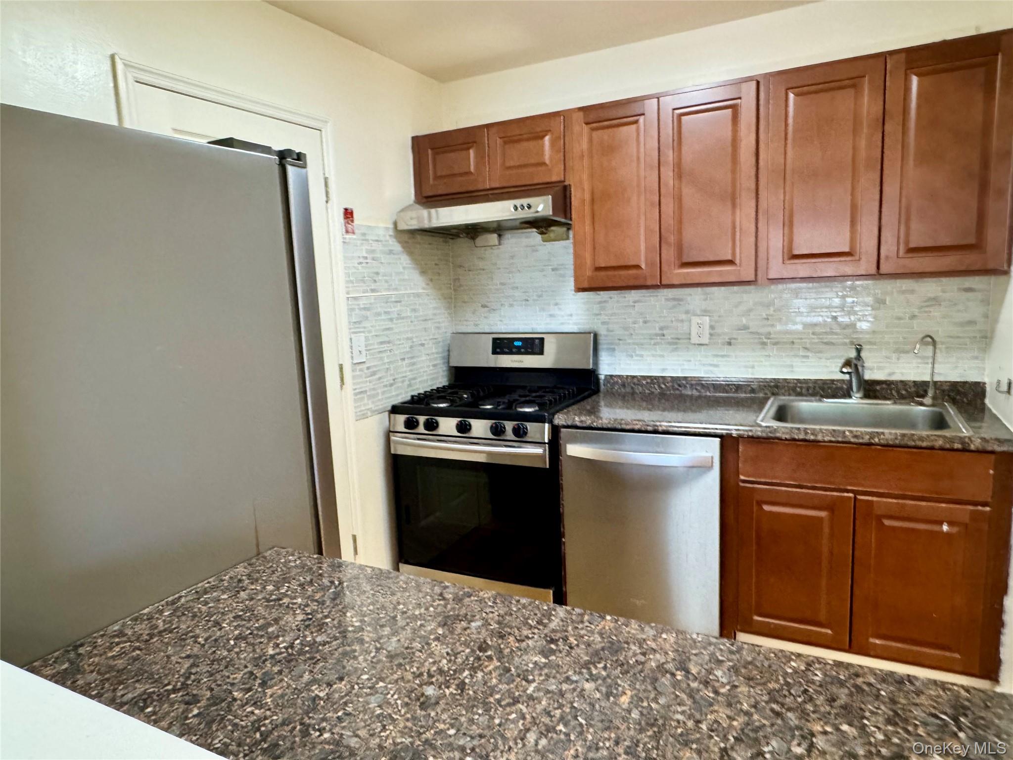 #11 photo, 324 Concord Lane, Middletown , NY 10940