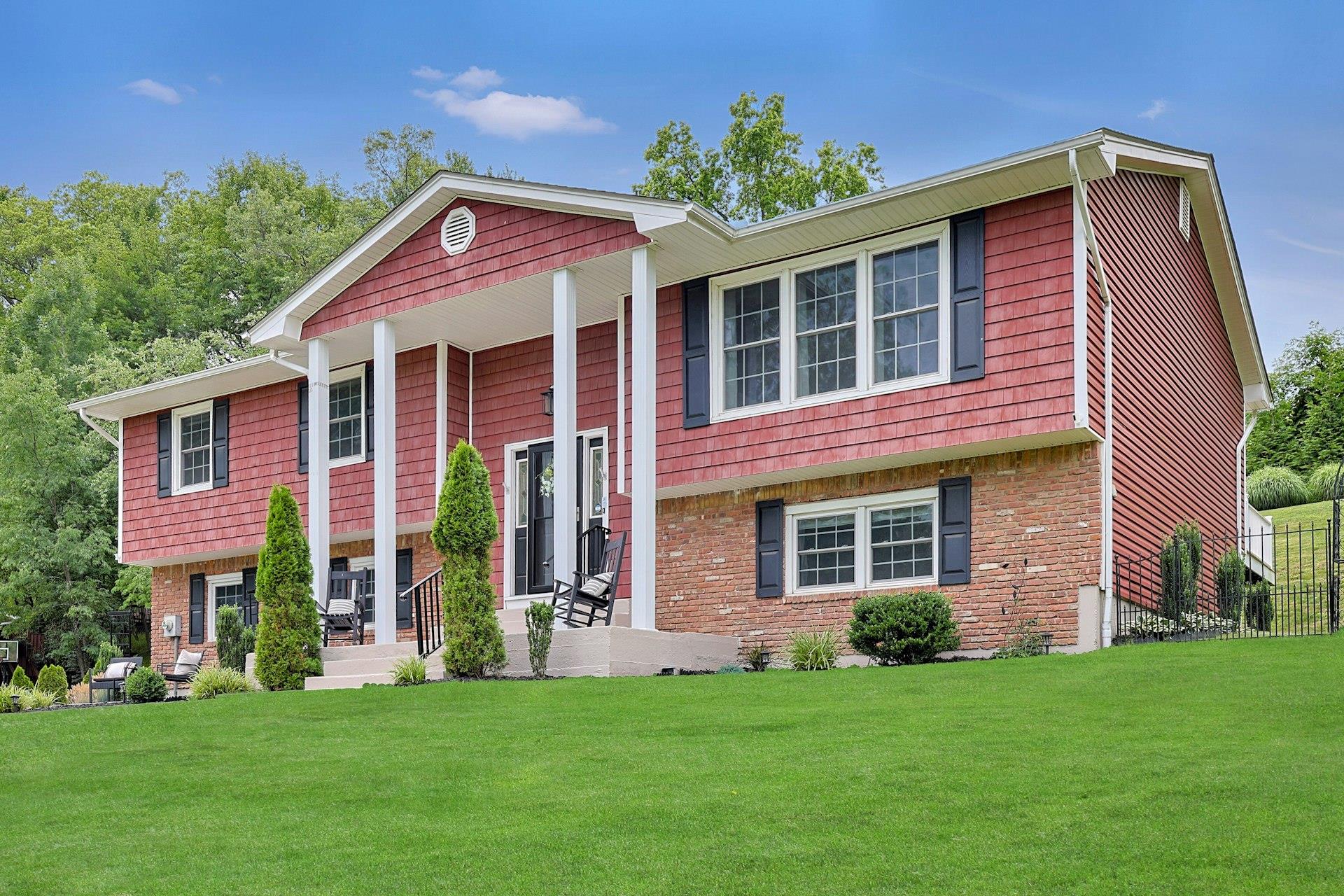 #1 photo, 12 Parliament Drive, New City , NY 10956