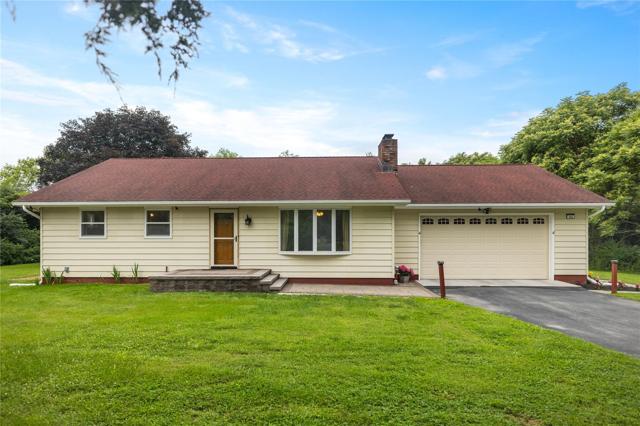 #1 photo, 162 Airport Road, New Hampton , NY 10958