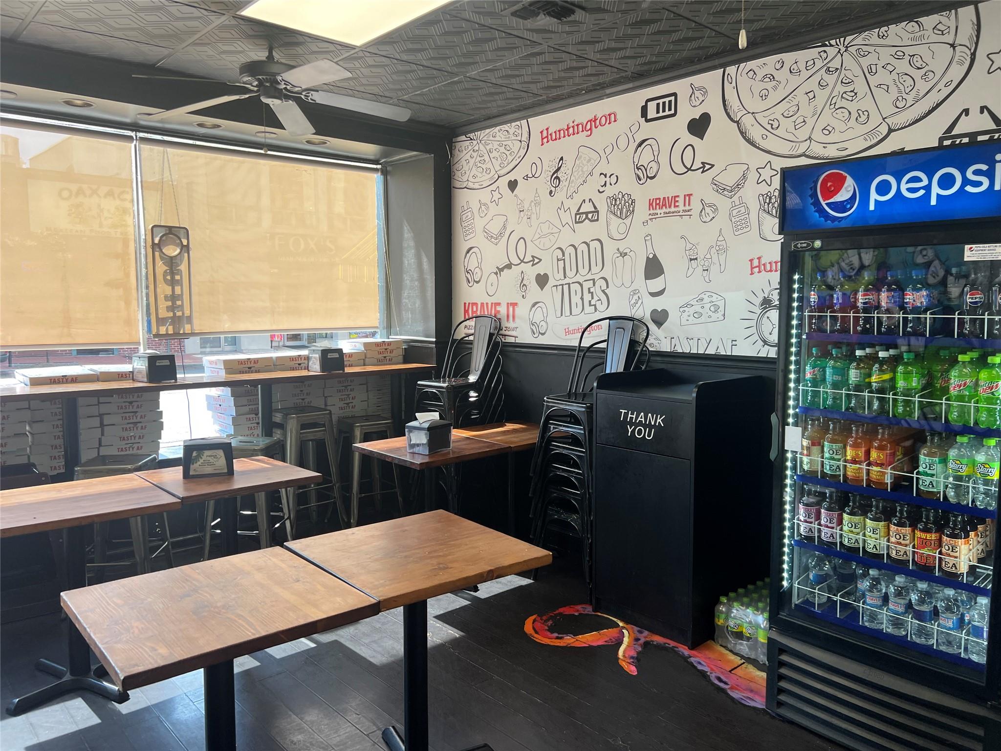 #10 photo, 376 New York Avenue, サフォーク郡 Huntington , NY 11743