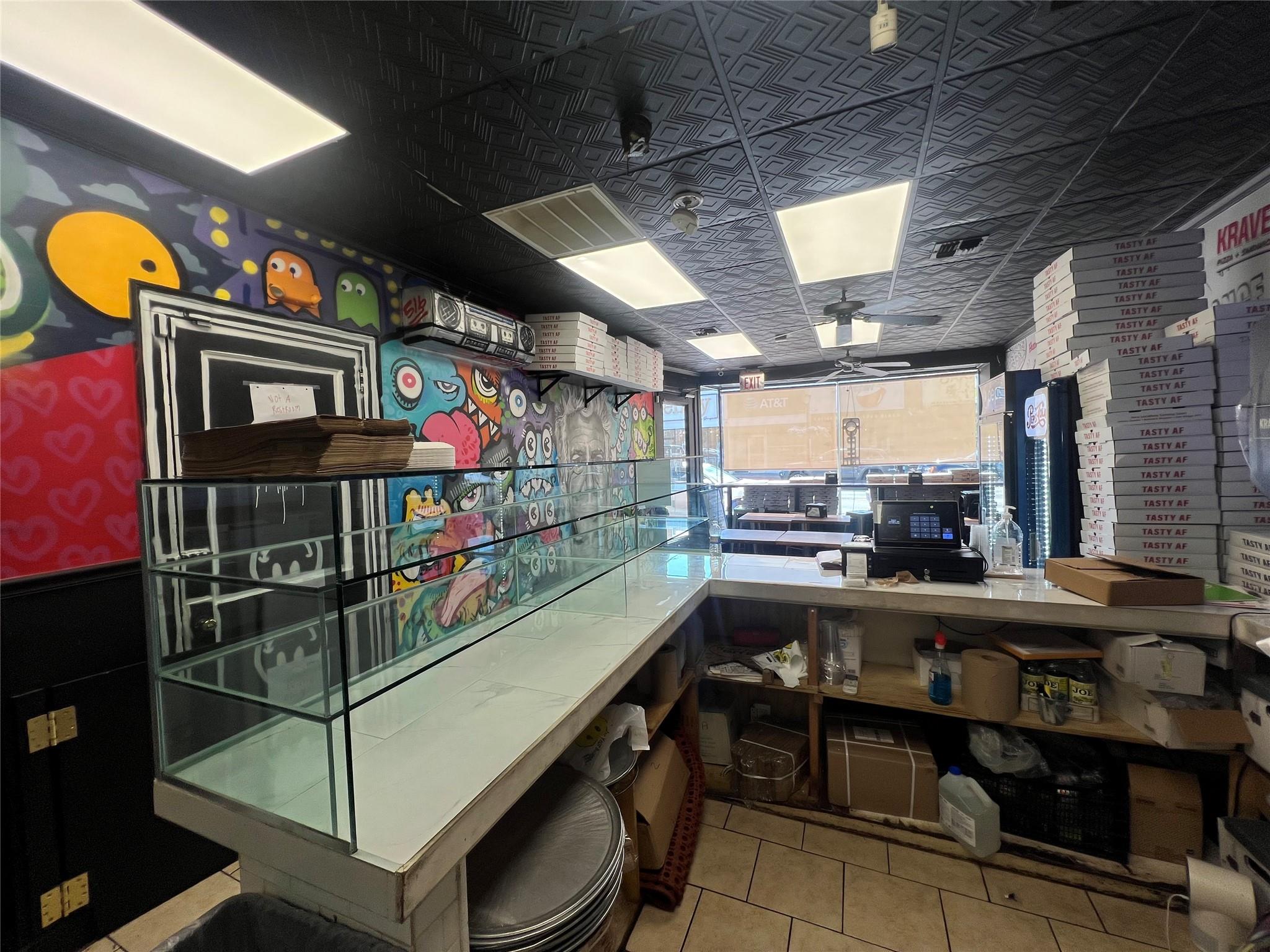 #7 photo, 376 New York Avenue, サフォーク郡 Huntington , NY 11743