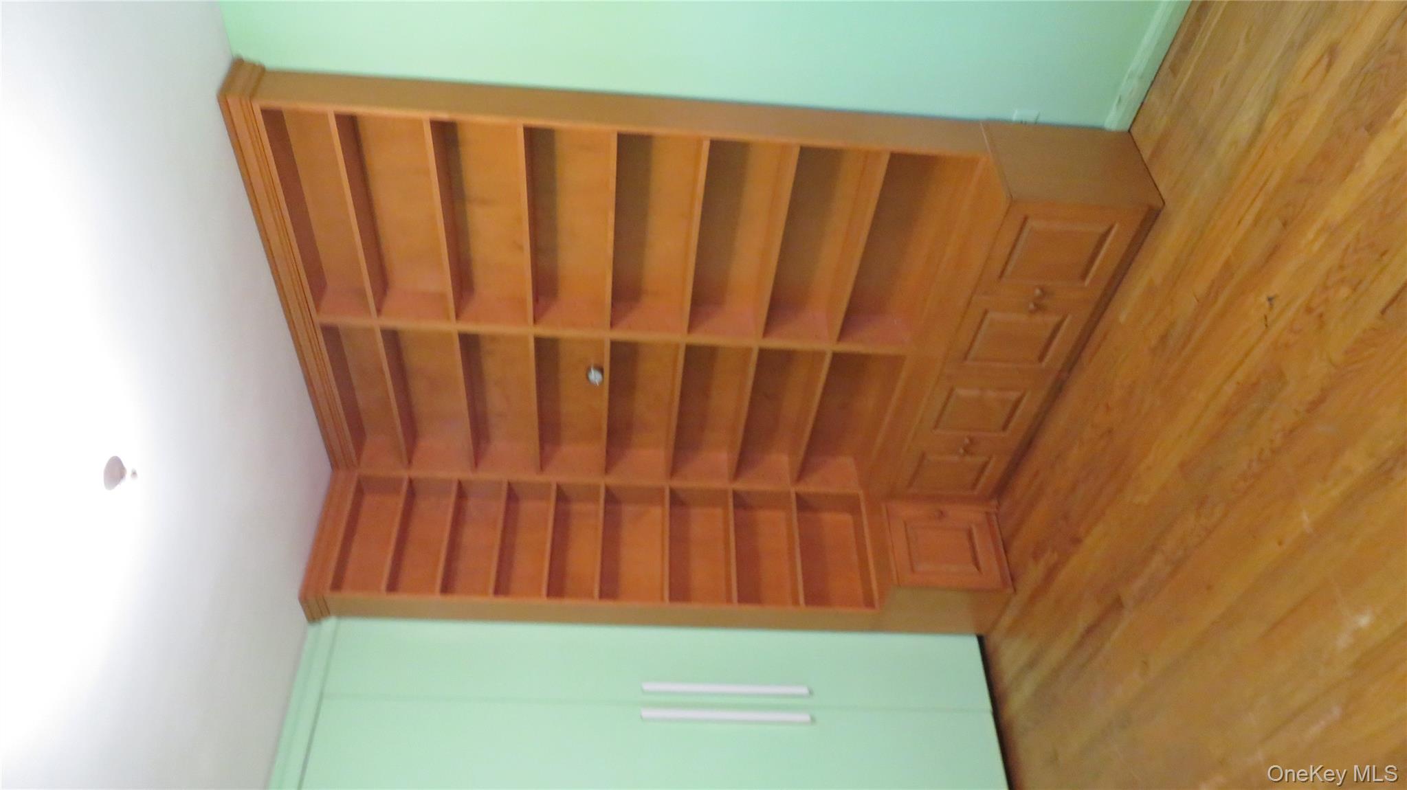 #18 photo, 32-40 91 Street, クイーンズ区 East Elmhurst , NY 11369