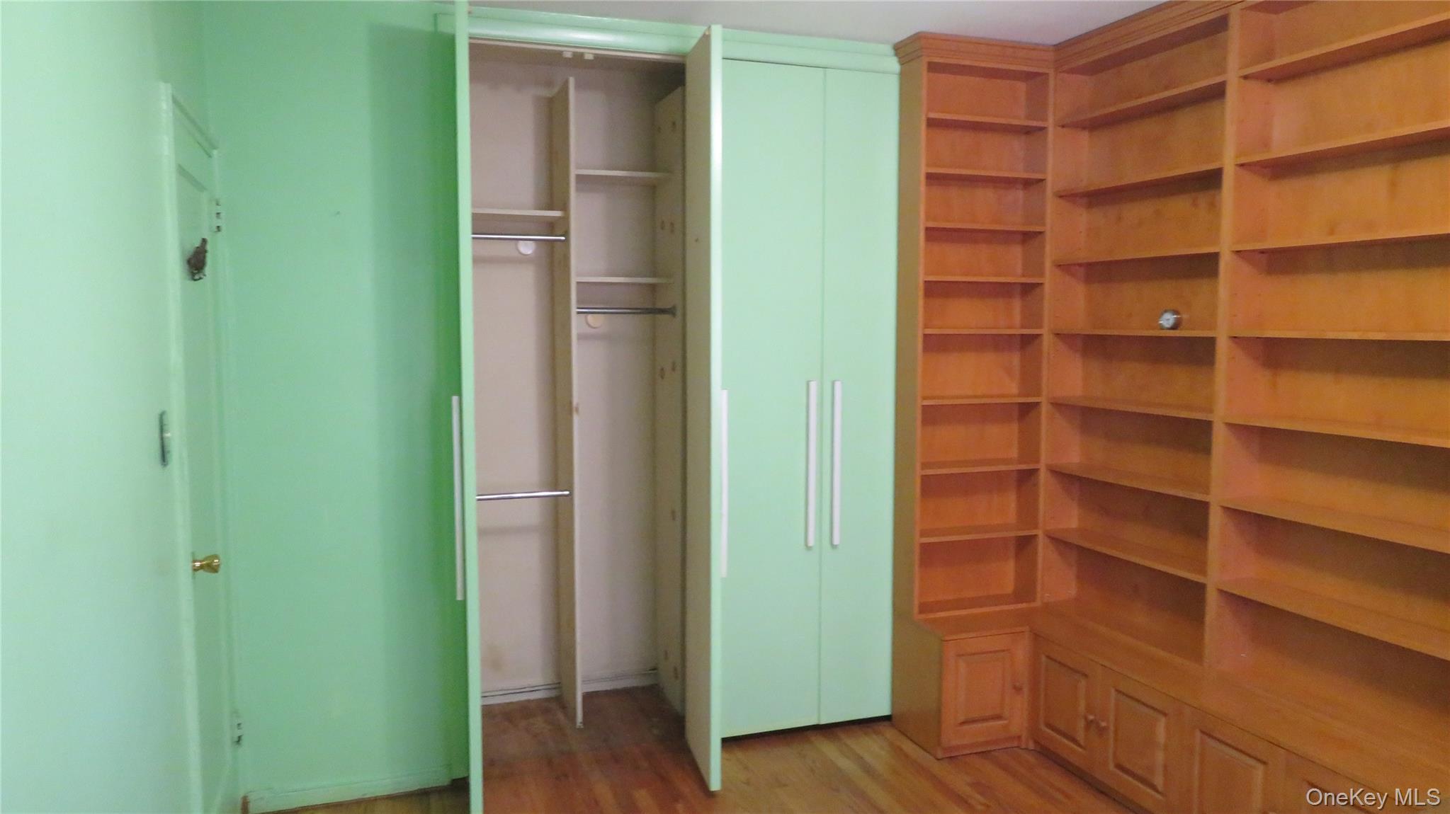 #19 photo, 32-40 91 Street, クイーンズ区 East Elmhurst , NY 11369