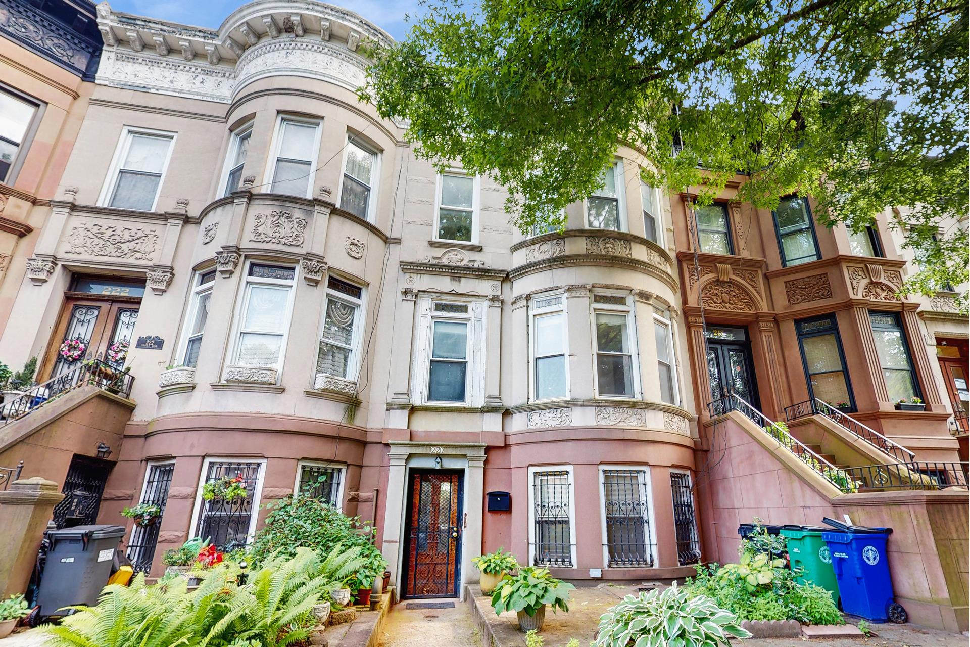 #1 photo, 220 LINCOLN Road, Prospect Lefferts G , NY 11225