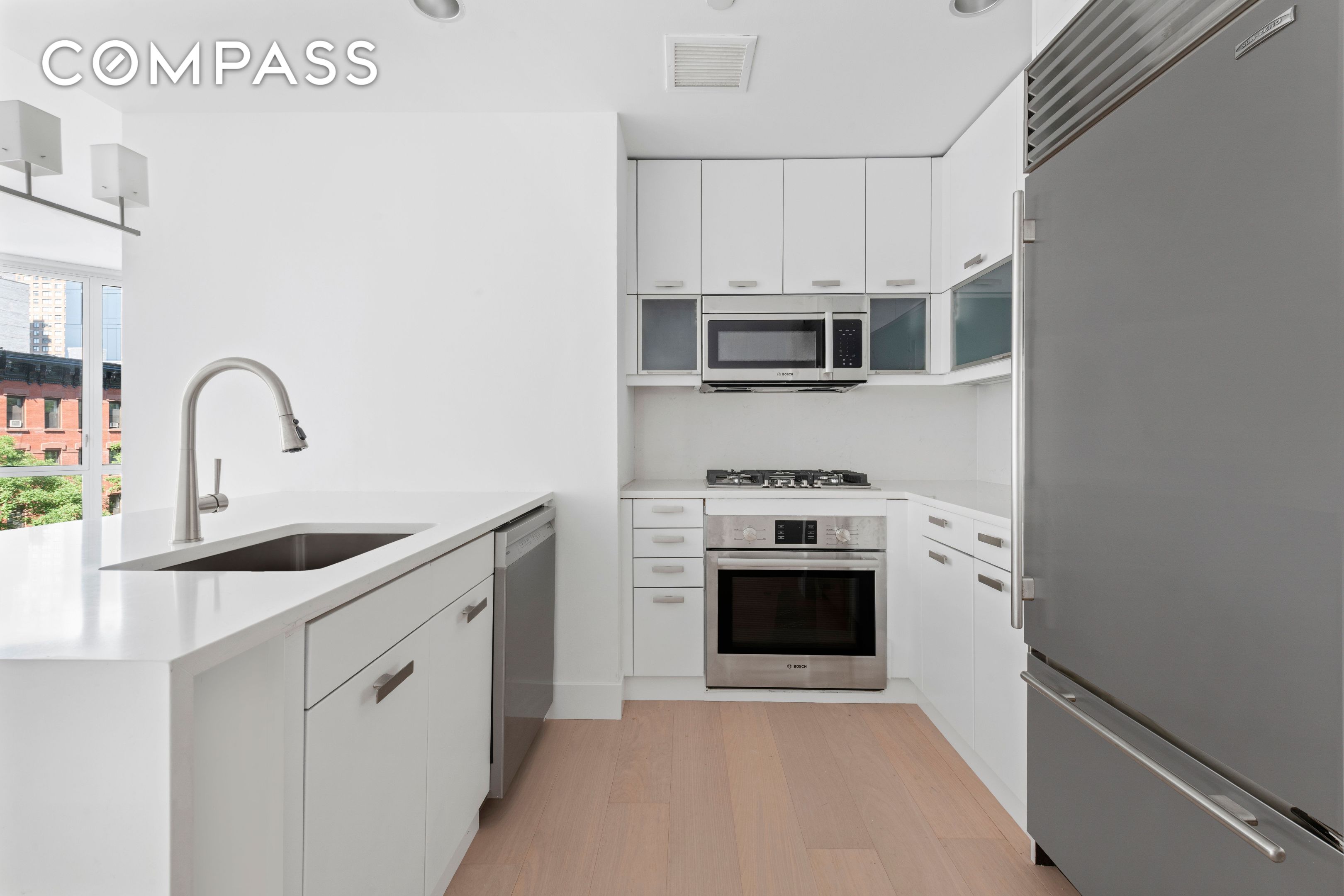 #5 photo, 225 E 34th Street, マンハッタン Murray Hill , NY 10016