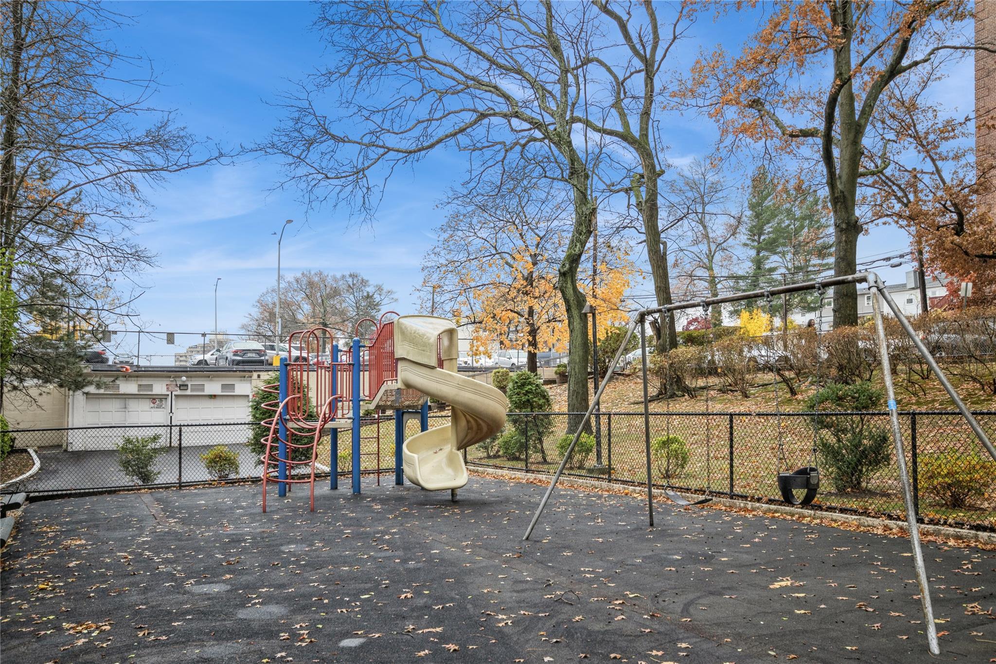 #16 photo, 4 Sadore Lane, Yonkers , NY 10710