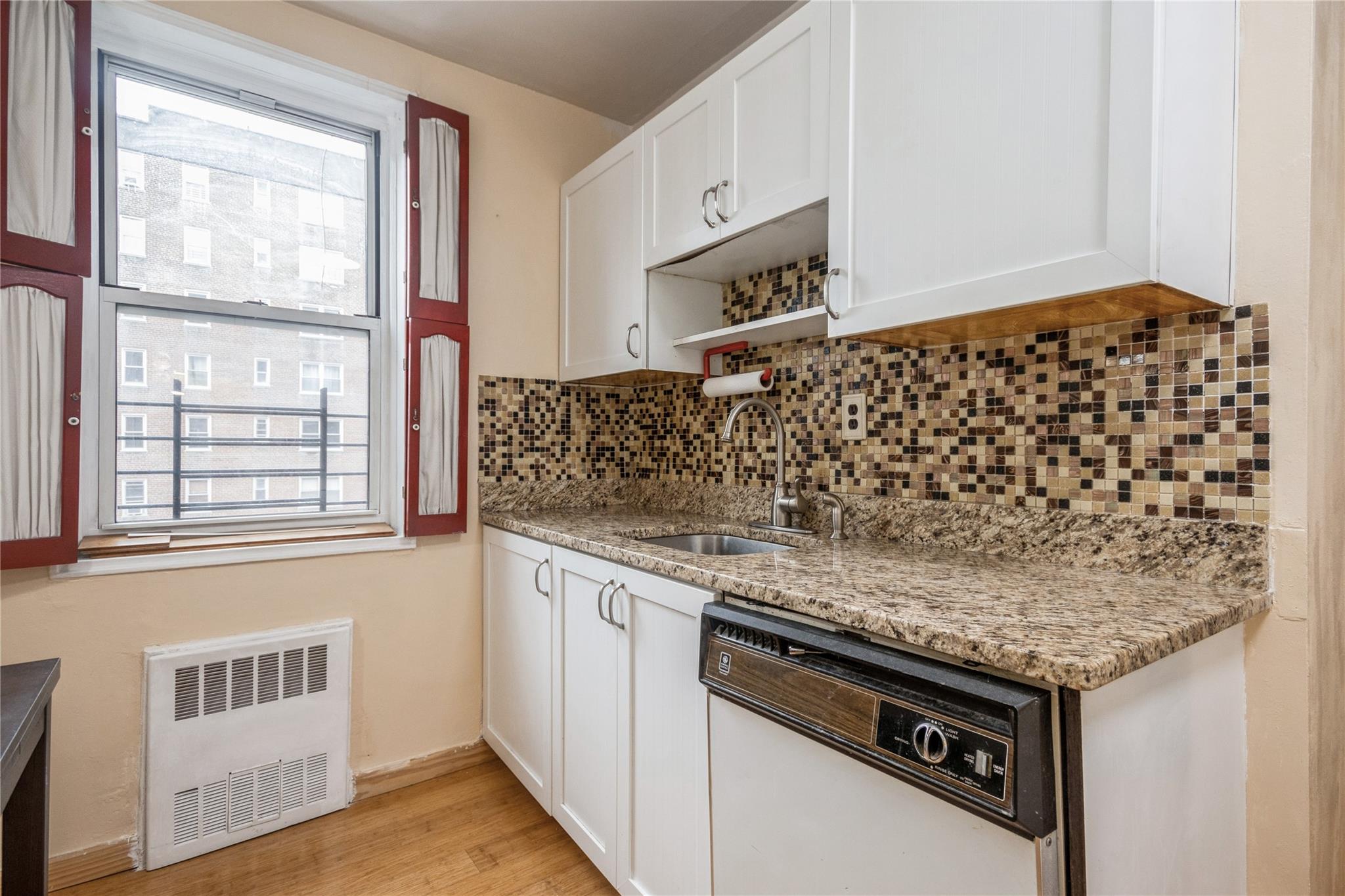 #8 photo, 4 Sadore Lane, Yonkers , NY 10710