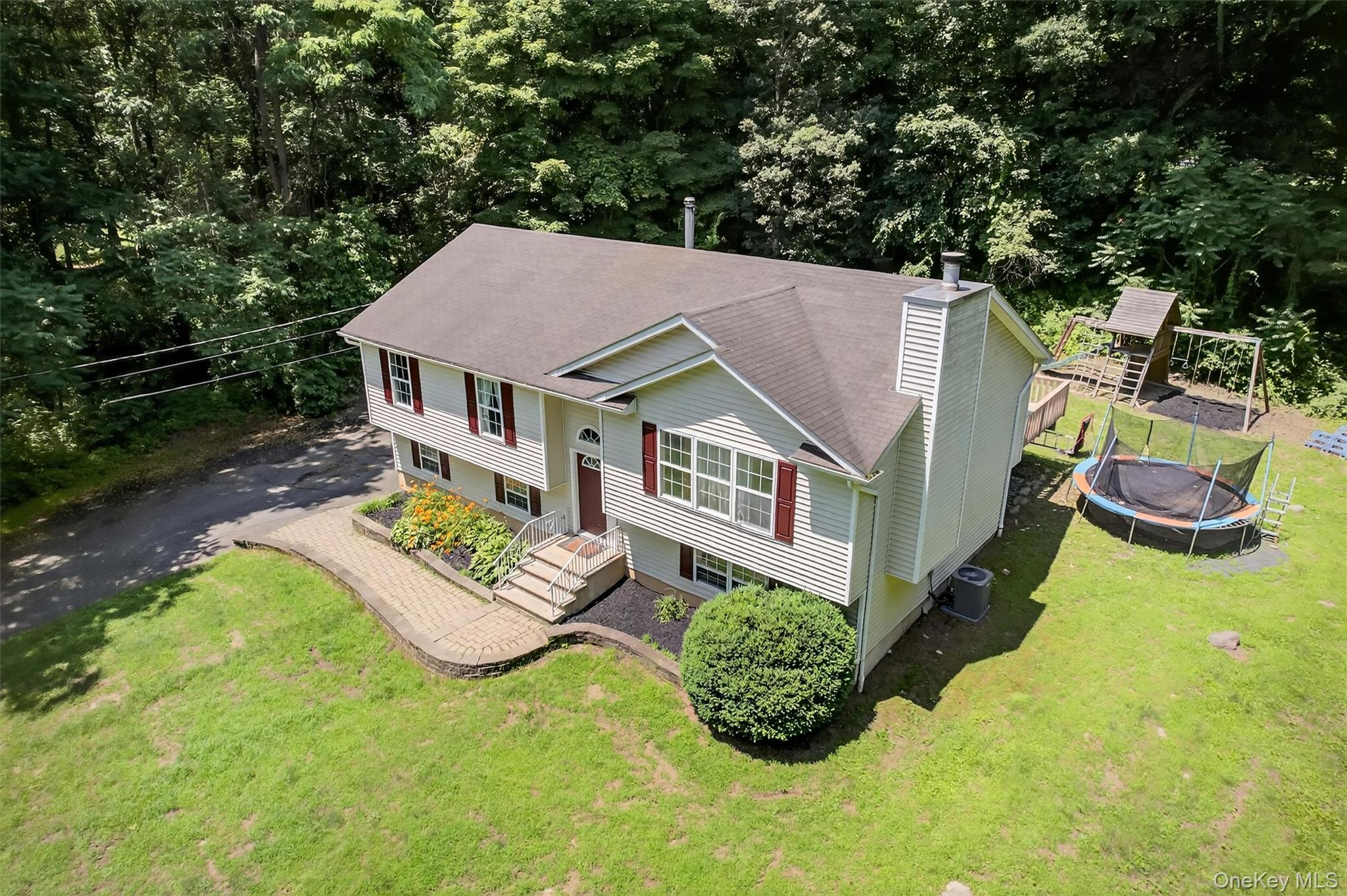 #2 photo, 60 Palomino Place, New Windsor , NY 12553