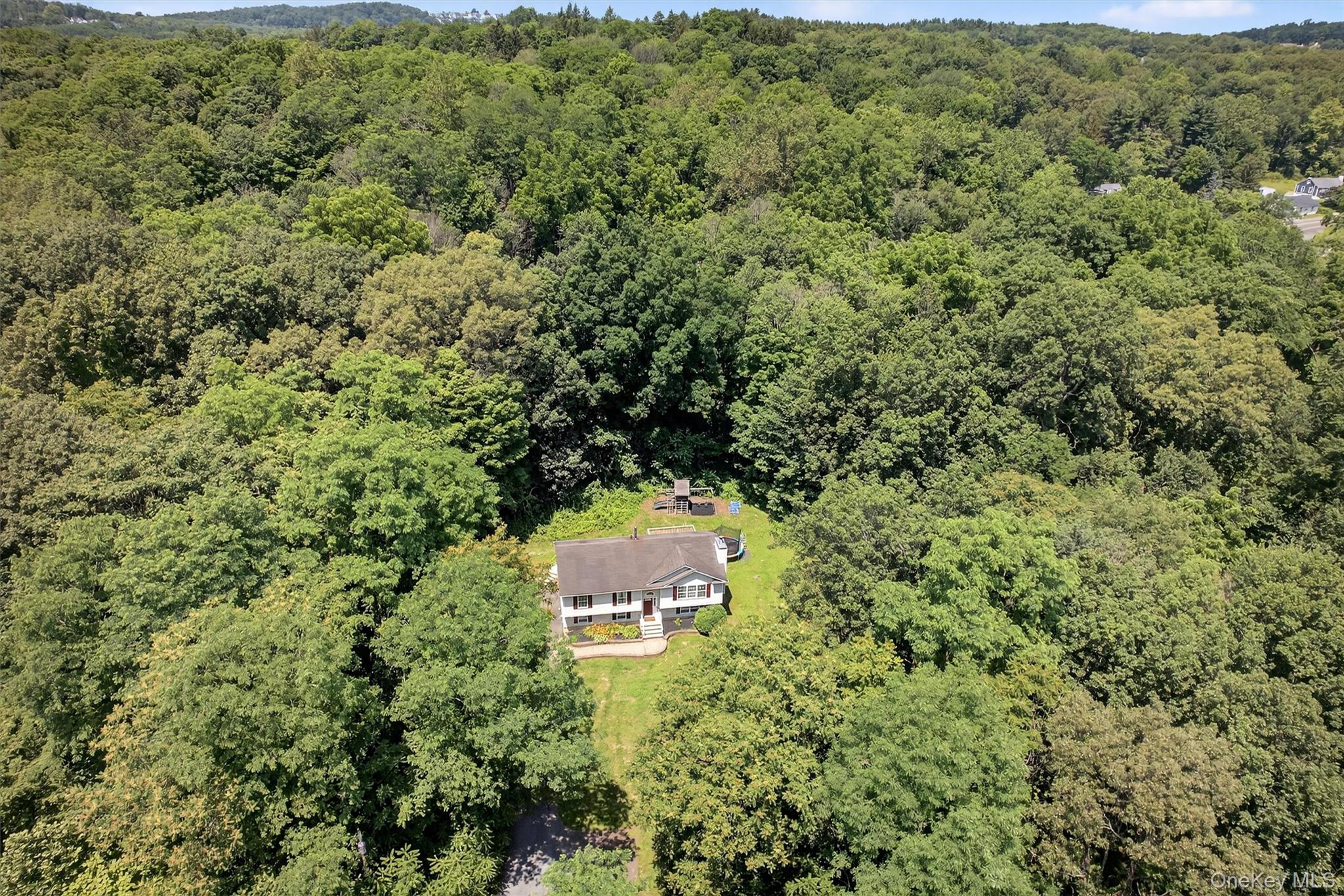 #3 photo, 60 Palomino Place, New Windsor , NY 12553